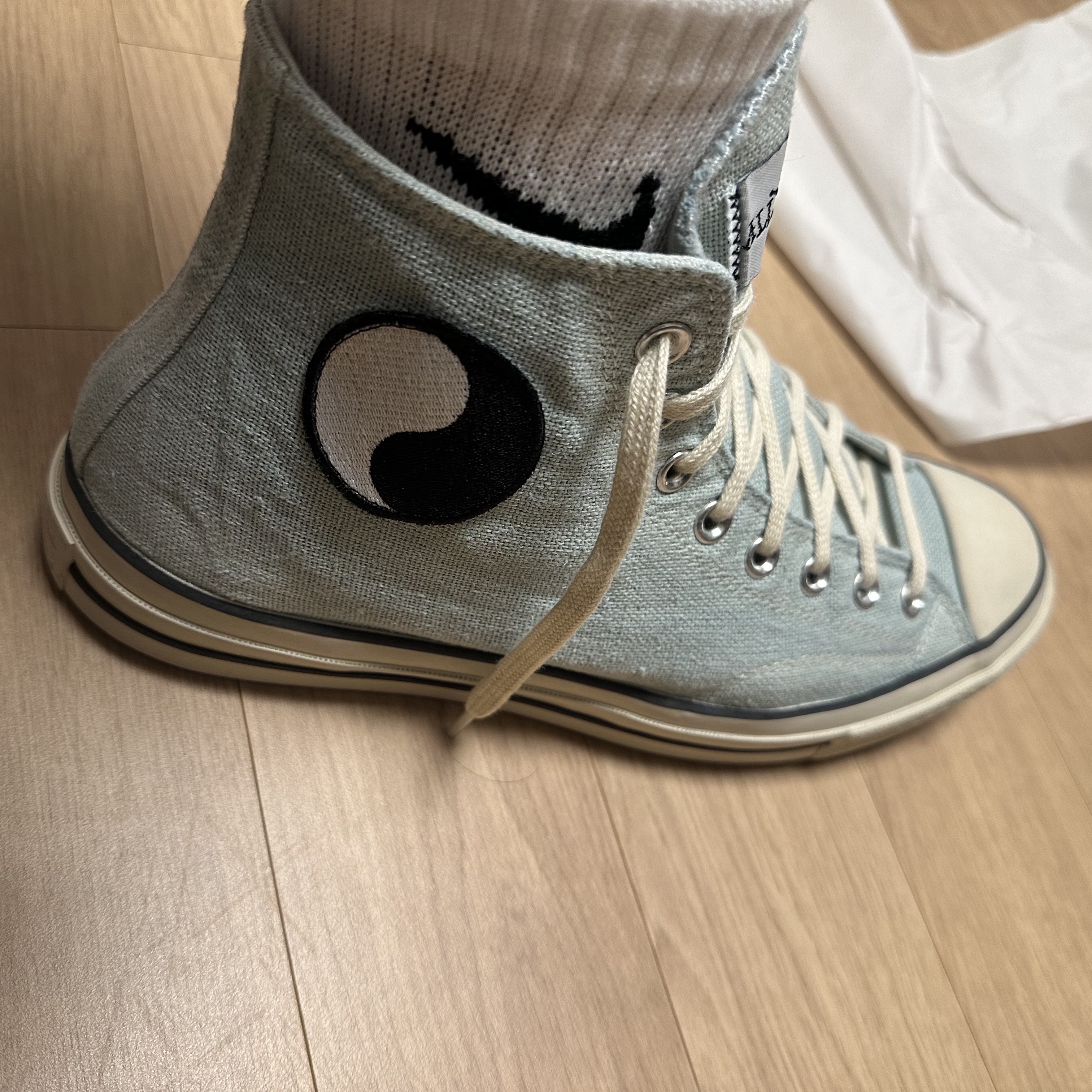 Converse x Stussy x Our Legacy Work Shop Chuck 70 High Pool Blue 착용 스타일 - 2