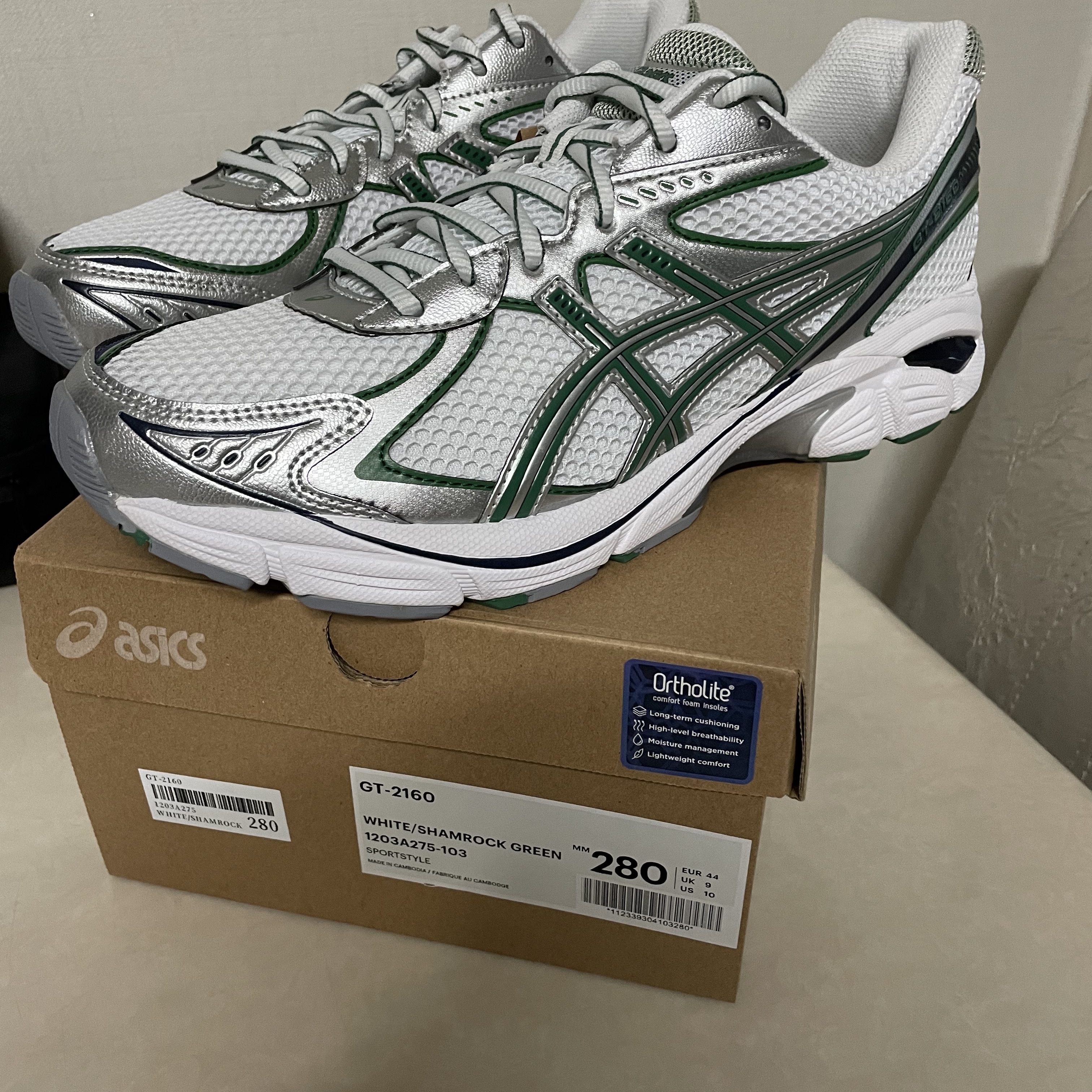 Asics GT-2160 White Shamrock Green 착용 스타일 - 1