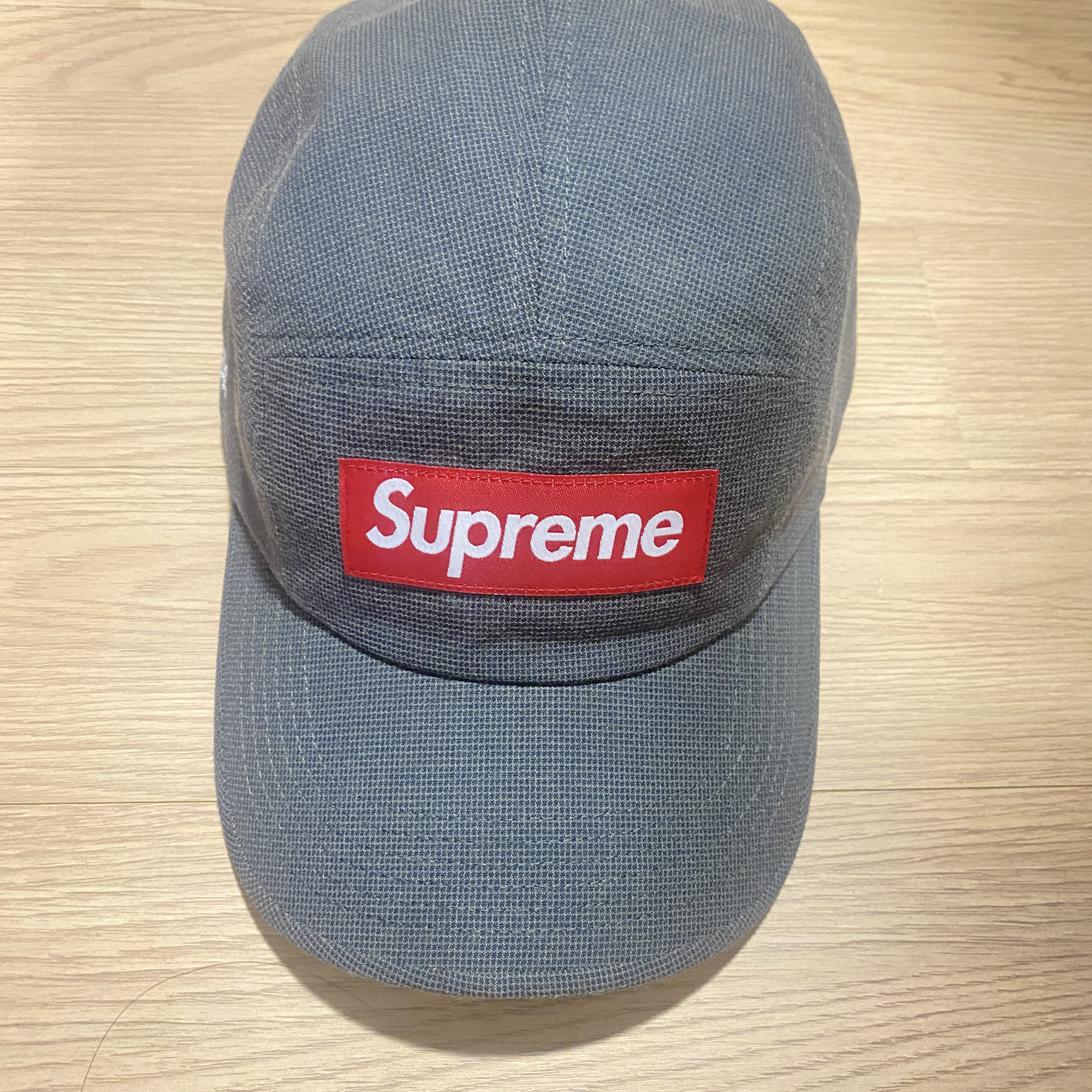 Supreme Kevlar Camp Cap Dark Grey - 23SS 착용 스타일