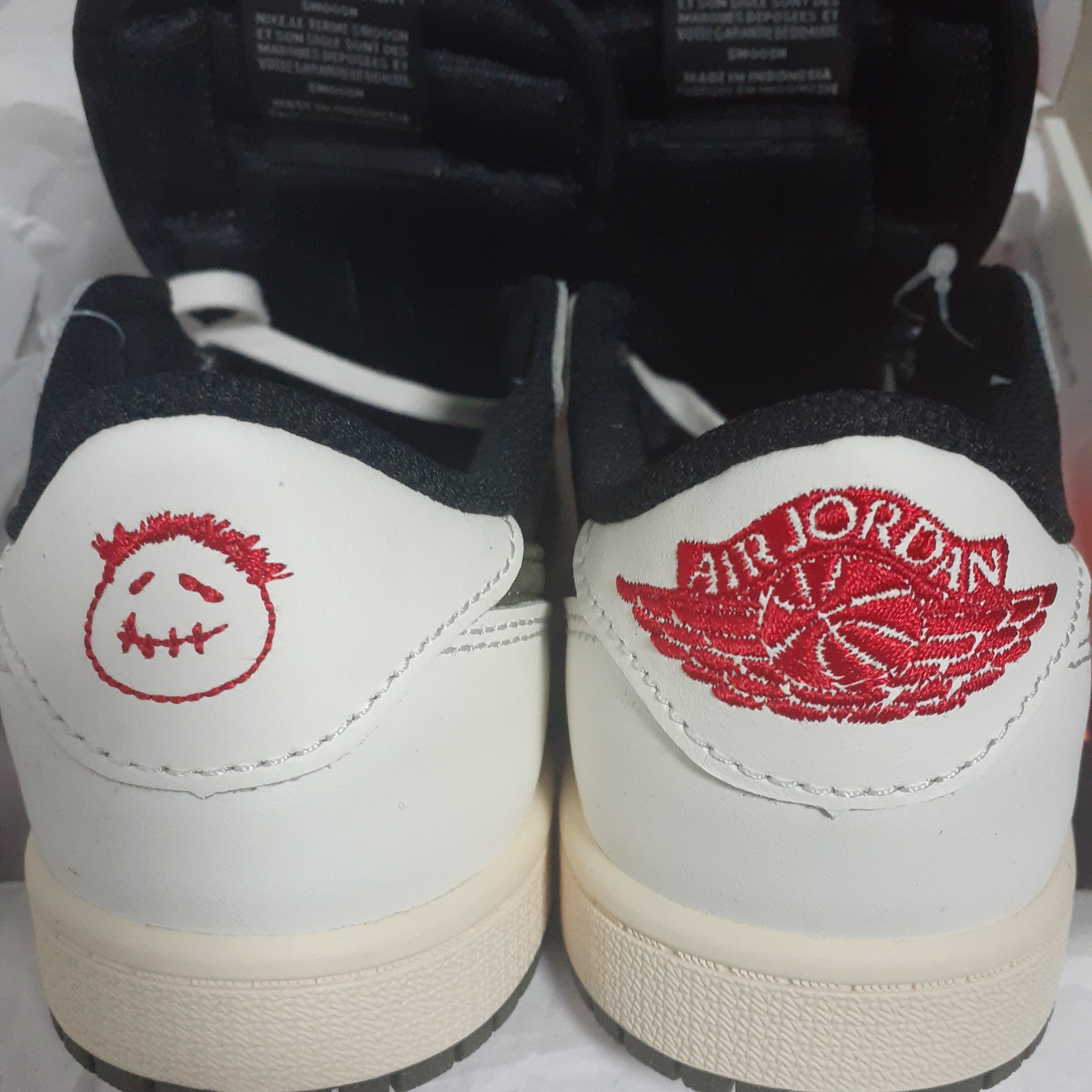(PS) Jordan 1 x Travis Scott Retro Low OG SP Medium Olive 착용 스타일