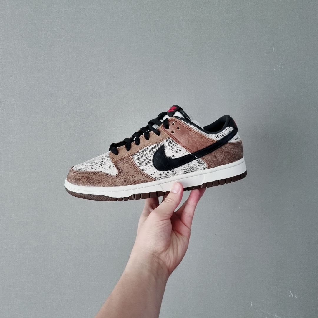 Nike Dunk Low PRM Head to Head 착용 스타일