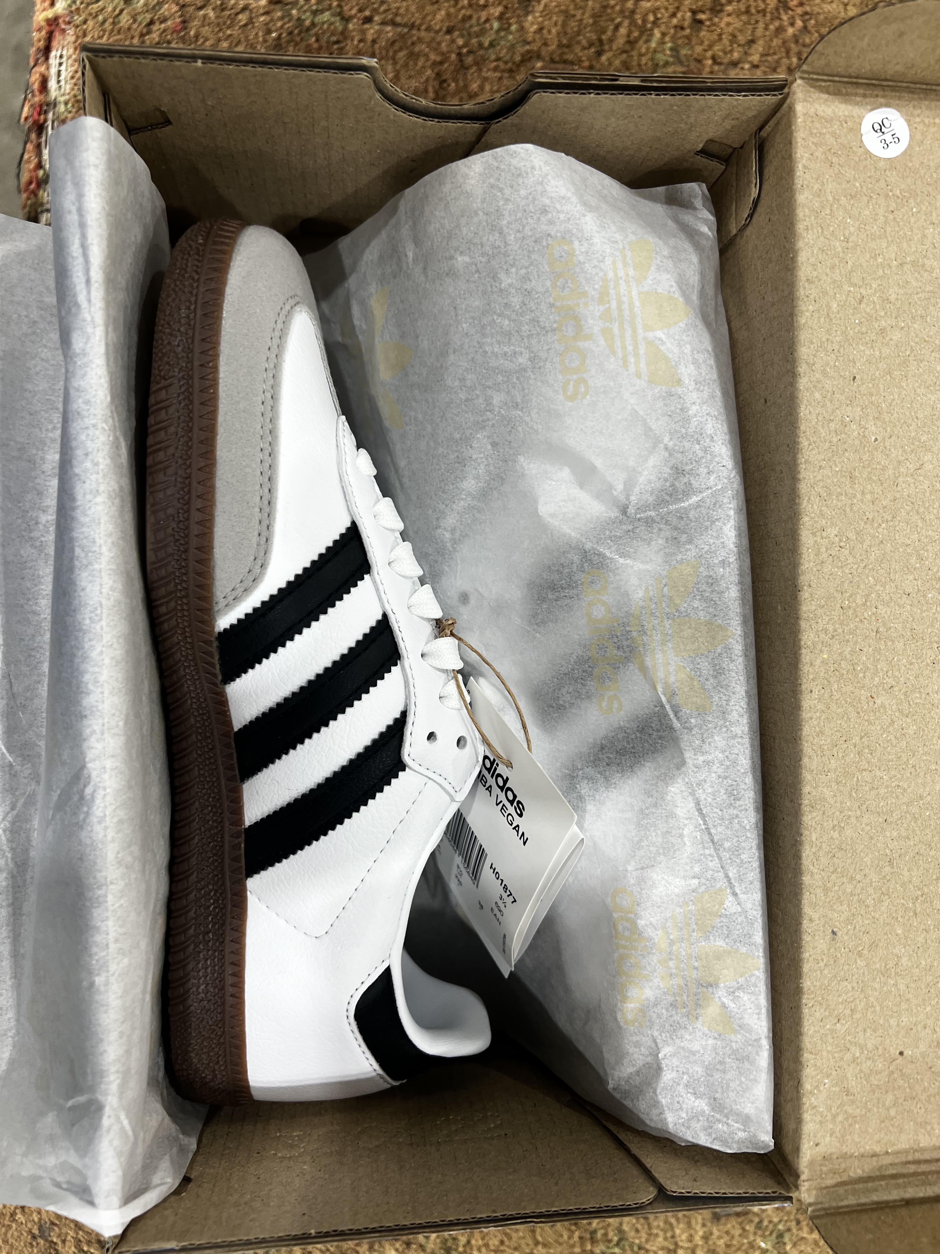 Adidas Samba Vegan White Black 착용 스타일