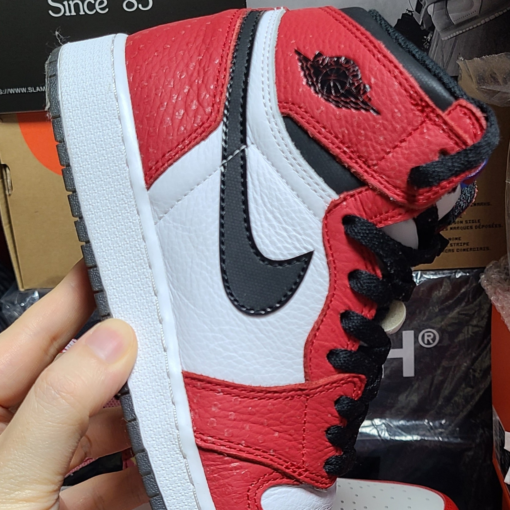 Jordan 1 Retro High Spider-Man Next Chapter, Jordan 1 Retro High Spider-Man Origin Story 착용 스타일 - 2
