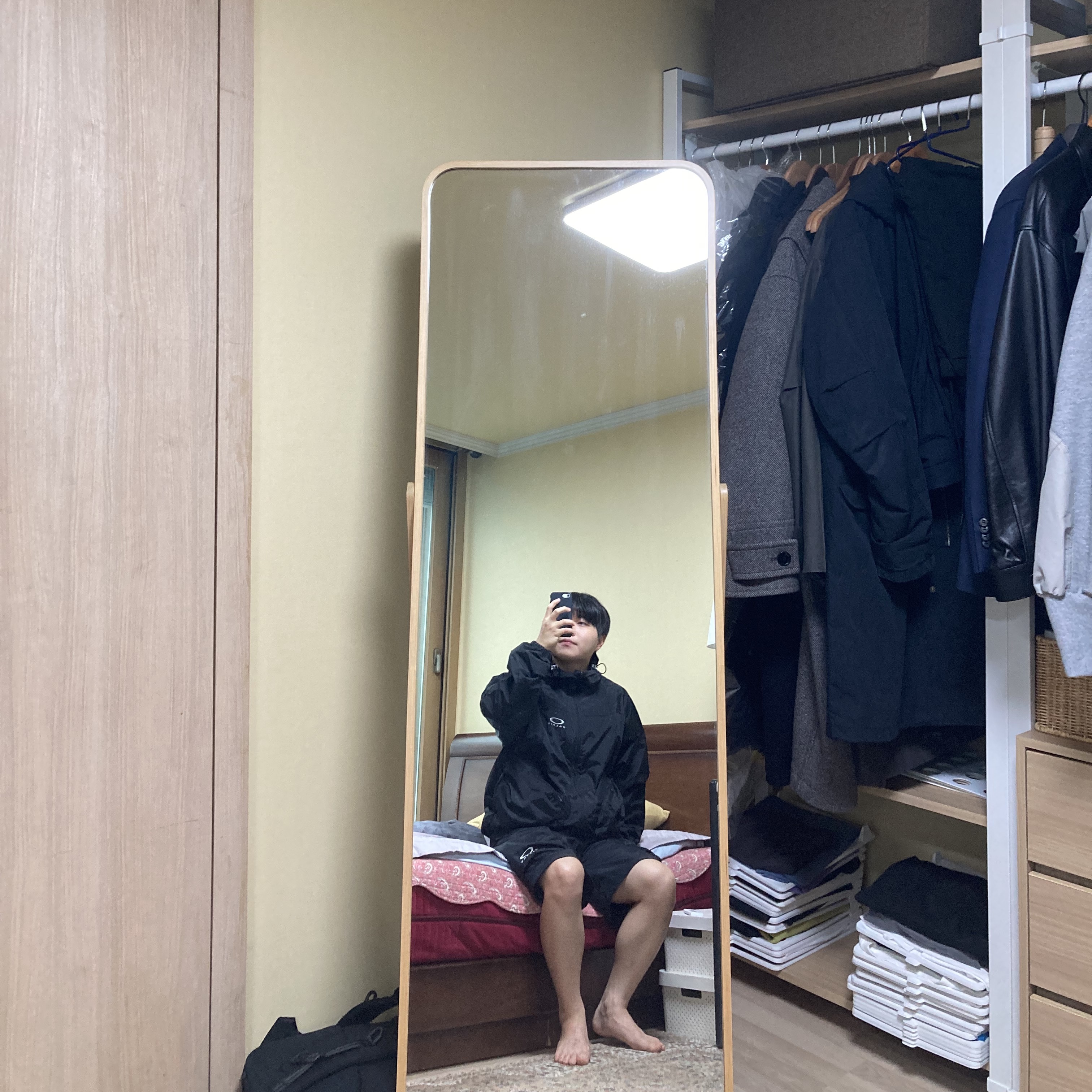 Palace x Oakley Nitrofuel Jacket Black - 23SS, Palace x Oakley Nitrofuel Short Black - 23SS 착용 스타일 - 1