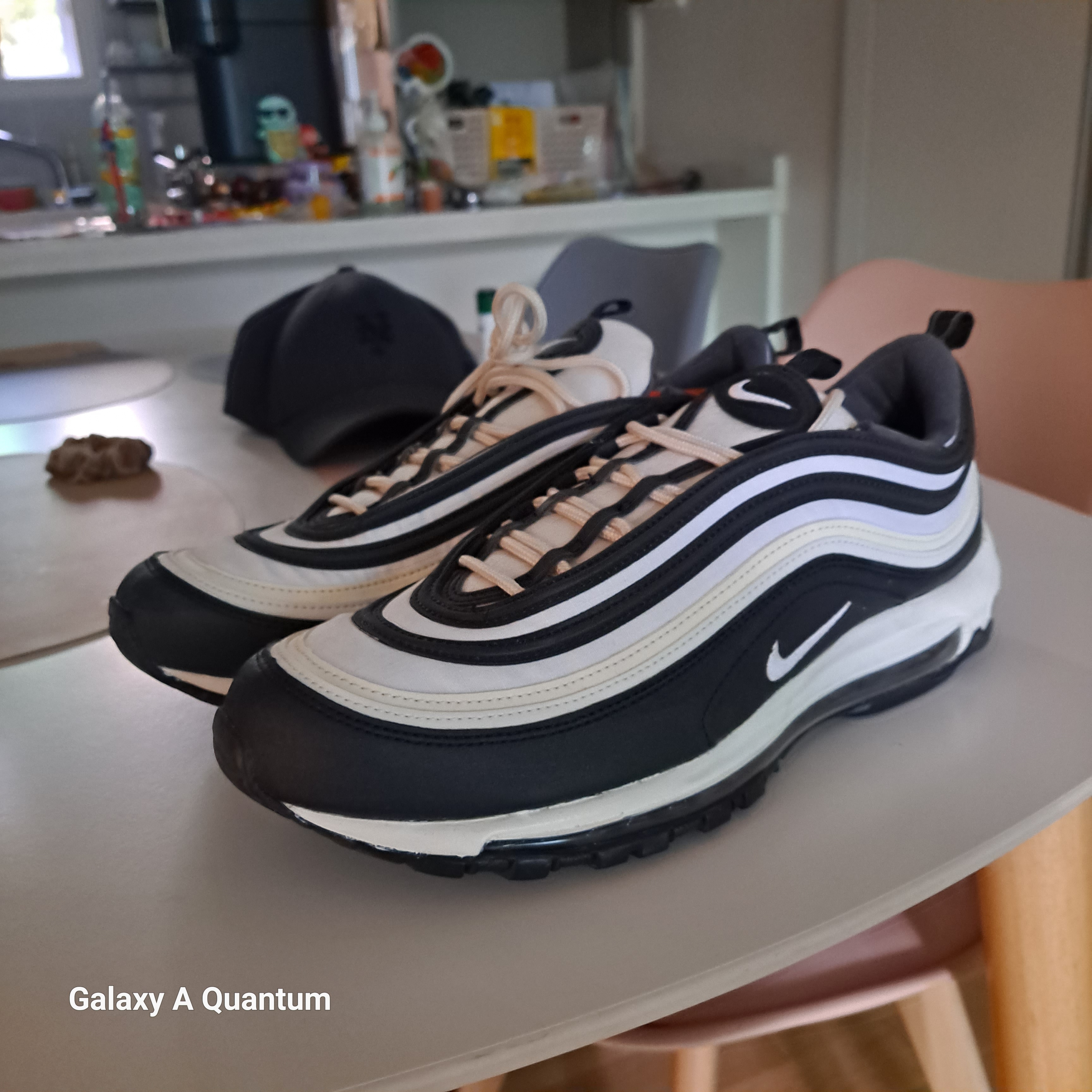 Nike Air Max 97 Black Phantom 착용 스타일