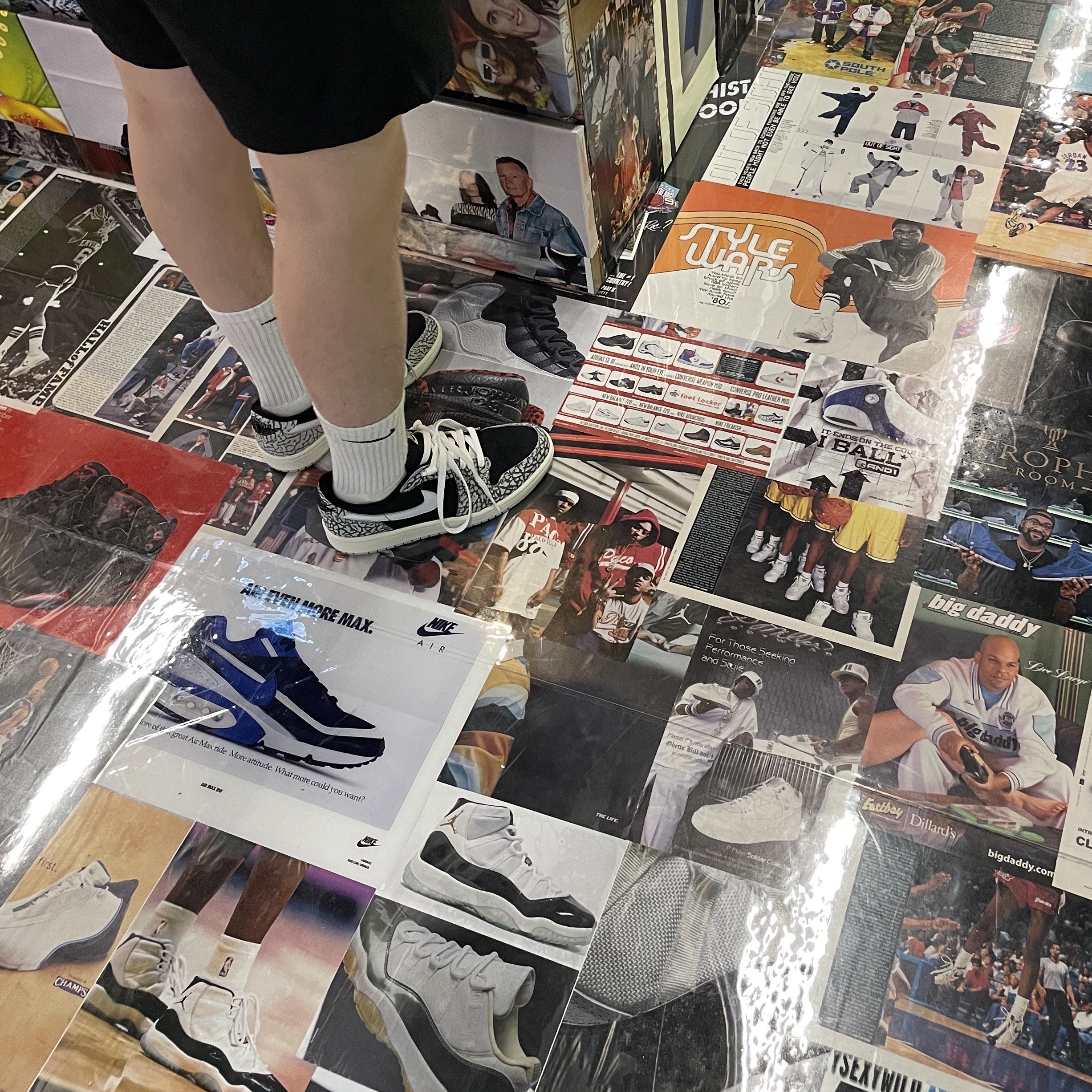 Jordan 1 Retro Low OG Black Cement 착용 스타일 - 2