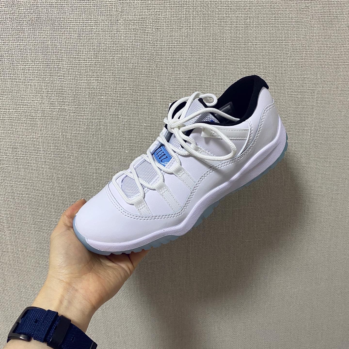 Jordan 11 Retro Low Legend Blue, (GS) Jordan 11 Retro Low Legend Blue 착용 스타일 - 2