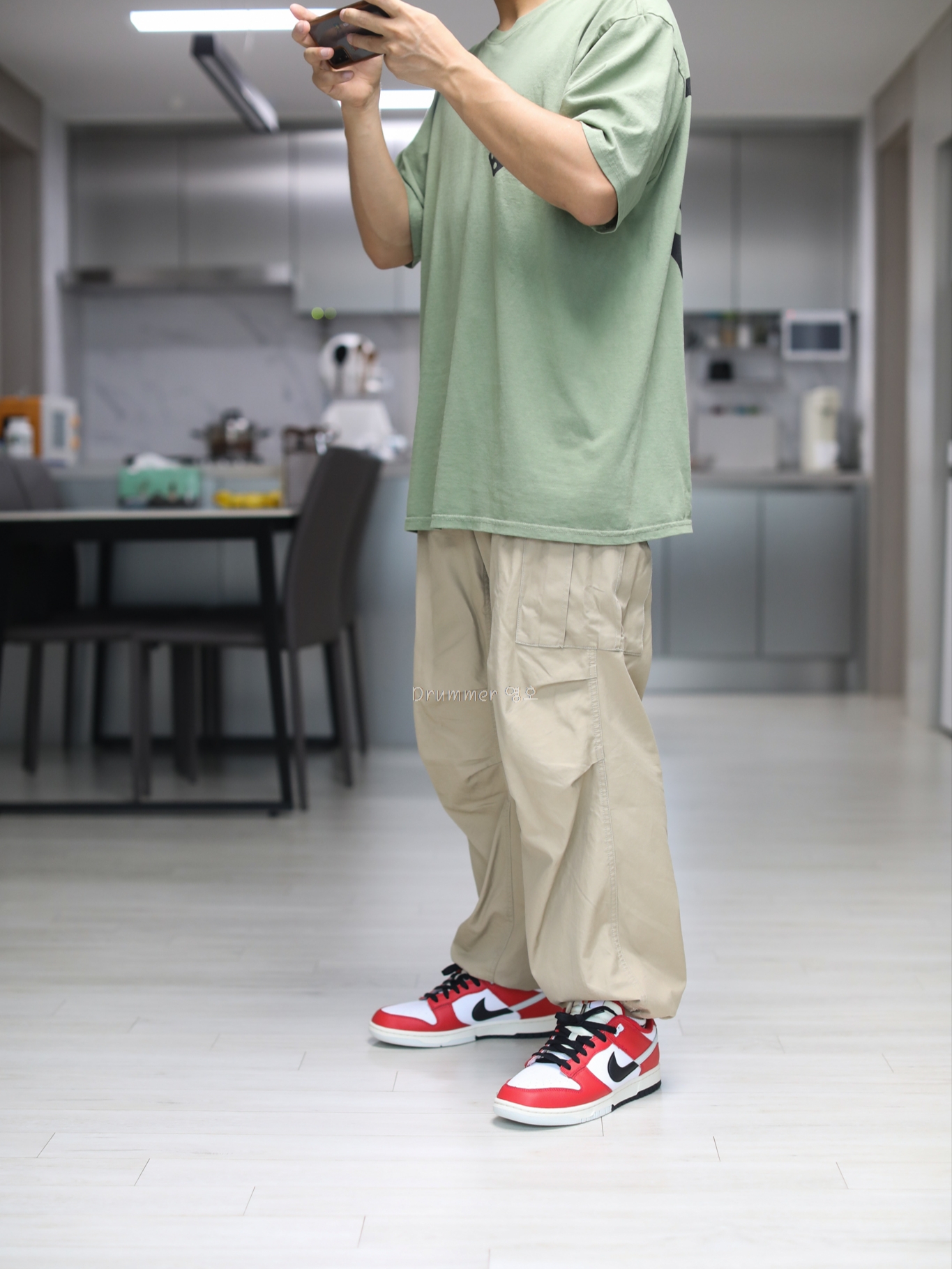 Nike Dunk Low Retro PRM University Red Black 착용 스타일 - 1