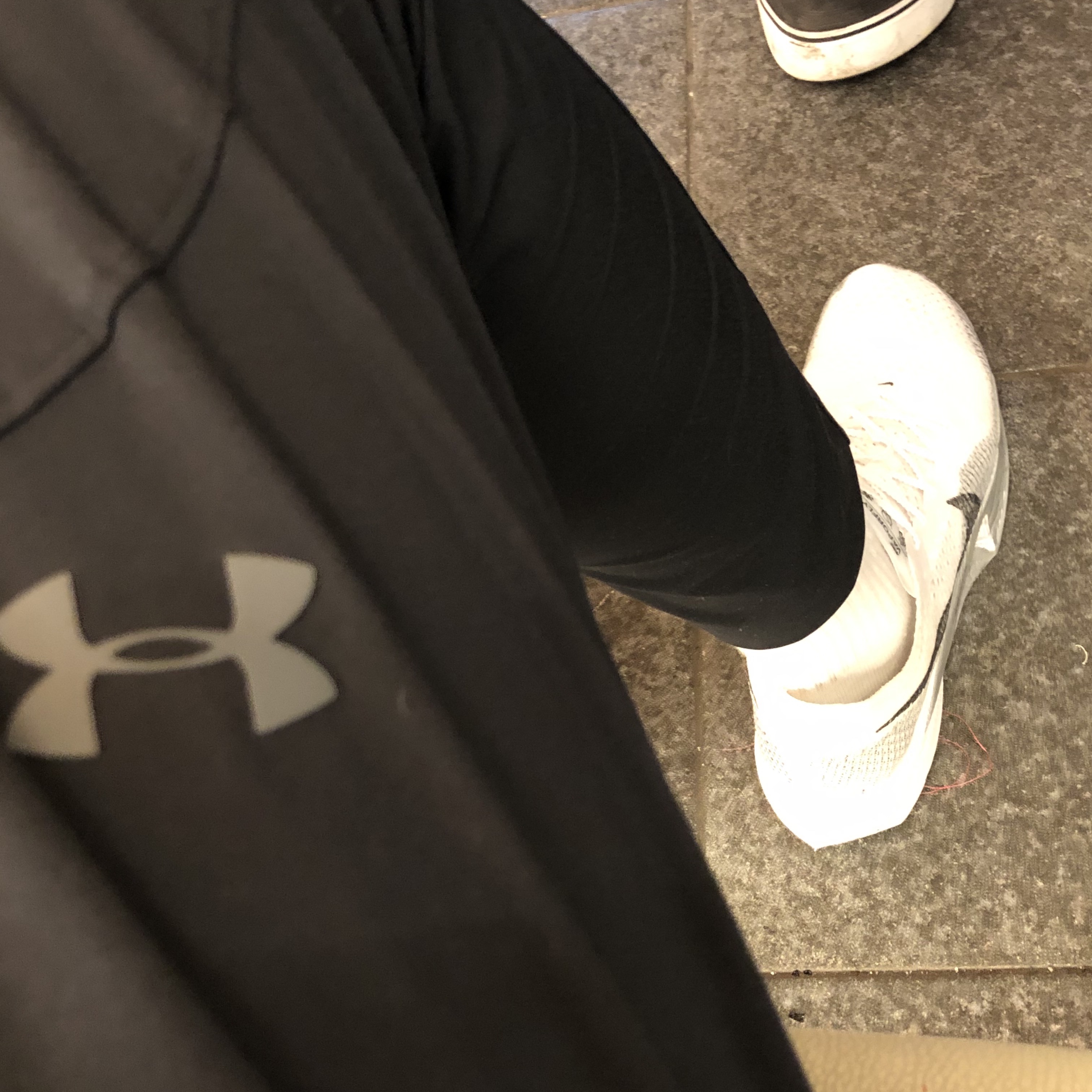 Nike ZoomX Vaporfly Next% 3 White Grey 착용 스타일