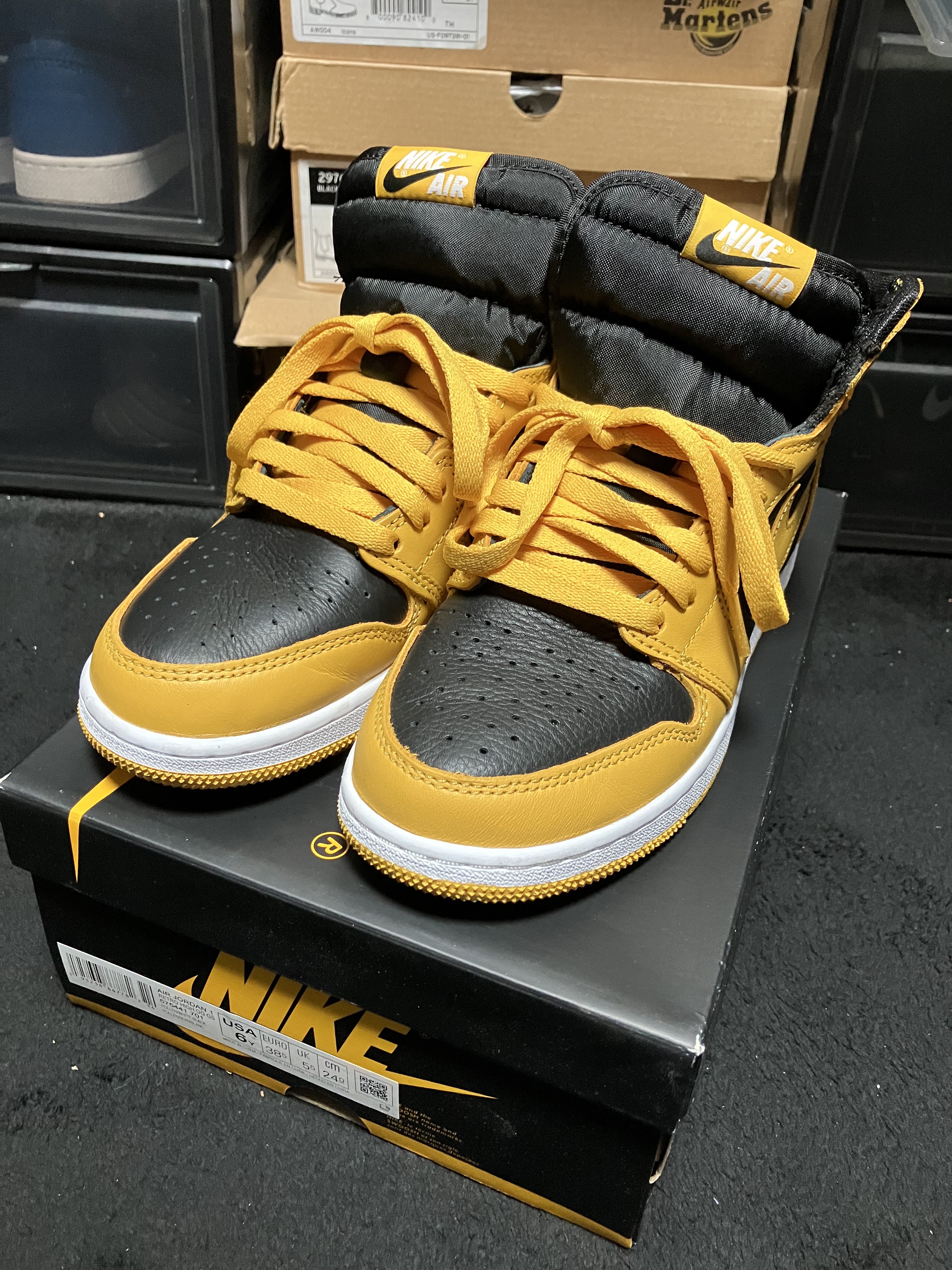 Jordan 1 Retro High OG Pollen 착용 스타일