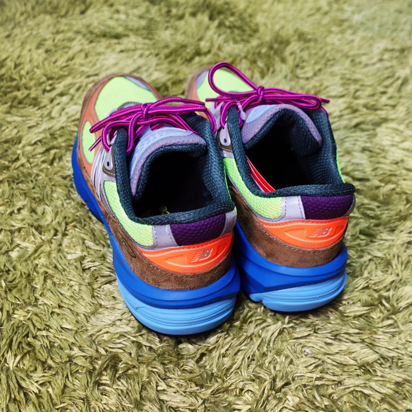 New Balance x Action Bronson 990v6 Made in USA Baklava Multi 착용 스타일 - 5