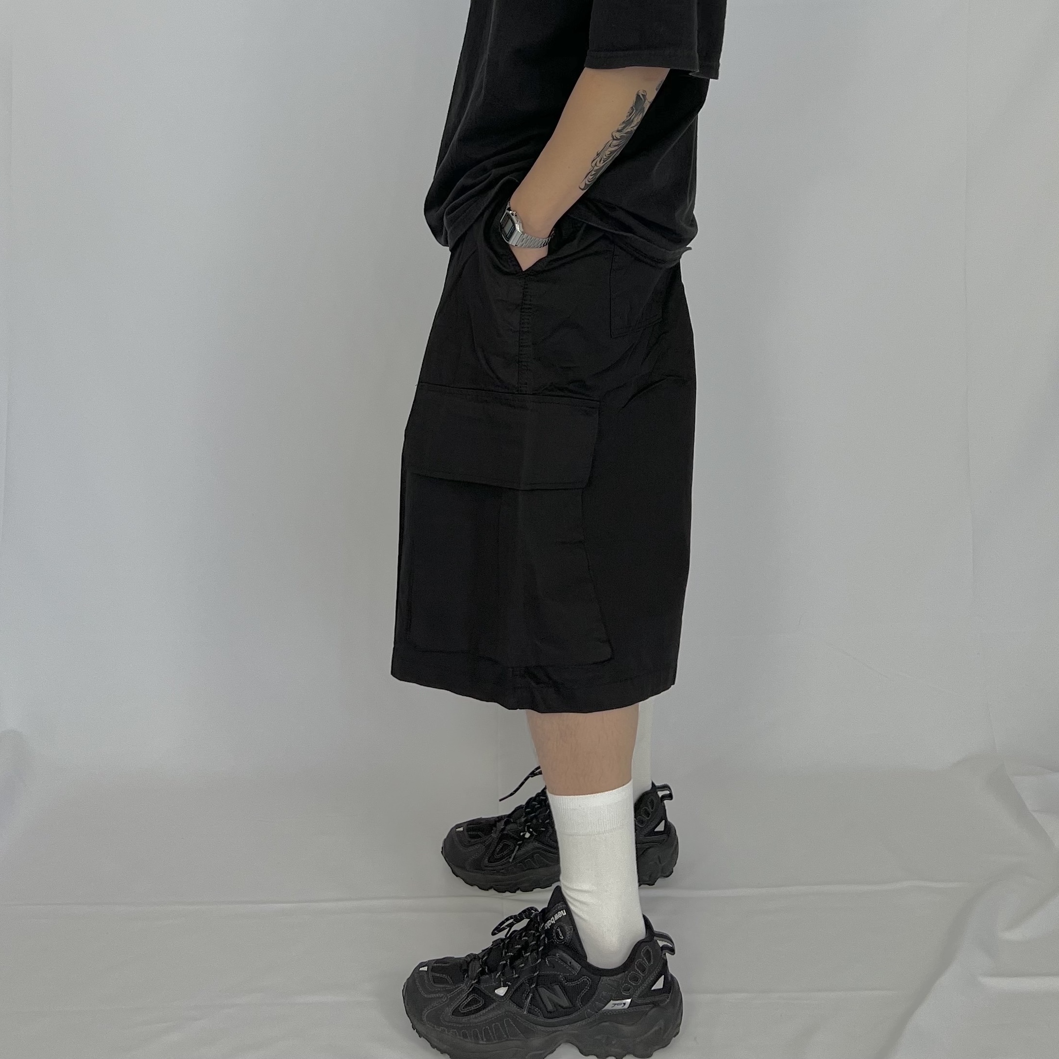 (W) New Balance 703 Black 착용 스타일 - 2