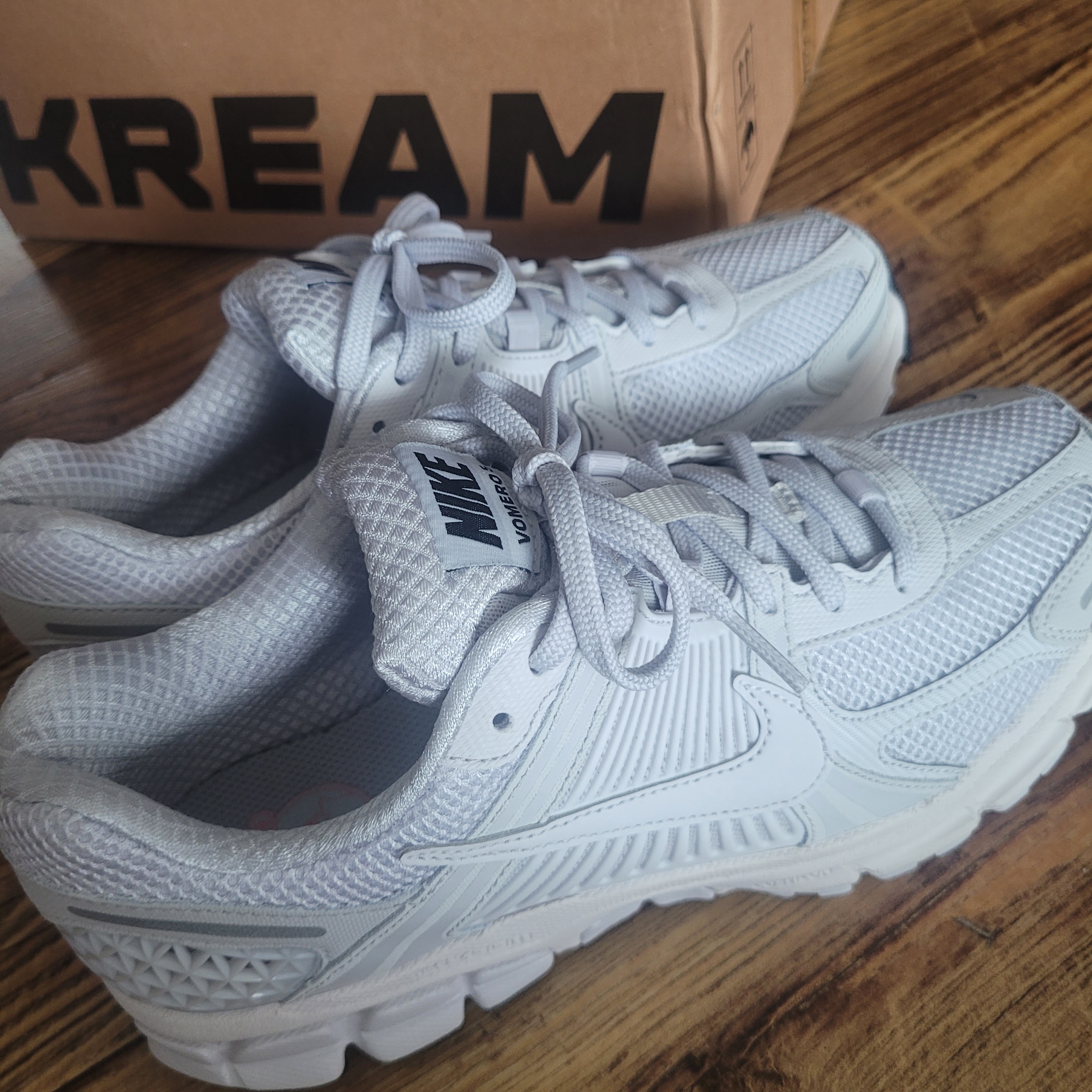 Nike Zoom Vomero 5 SP Vast Grey 2023 착용 스타일