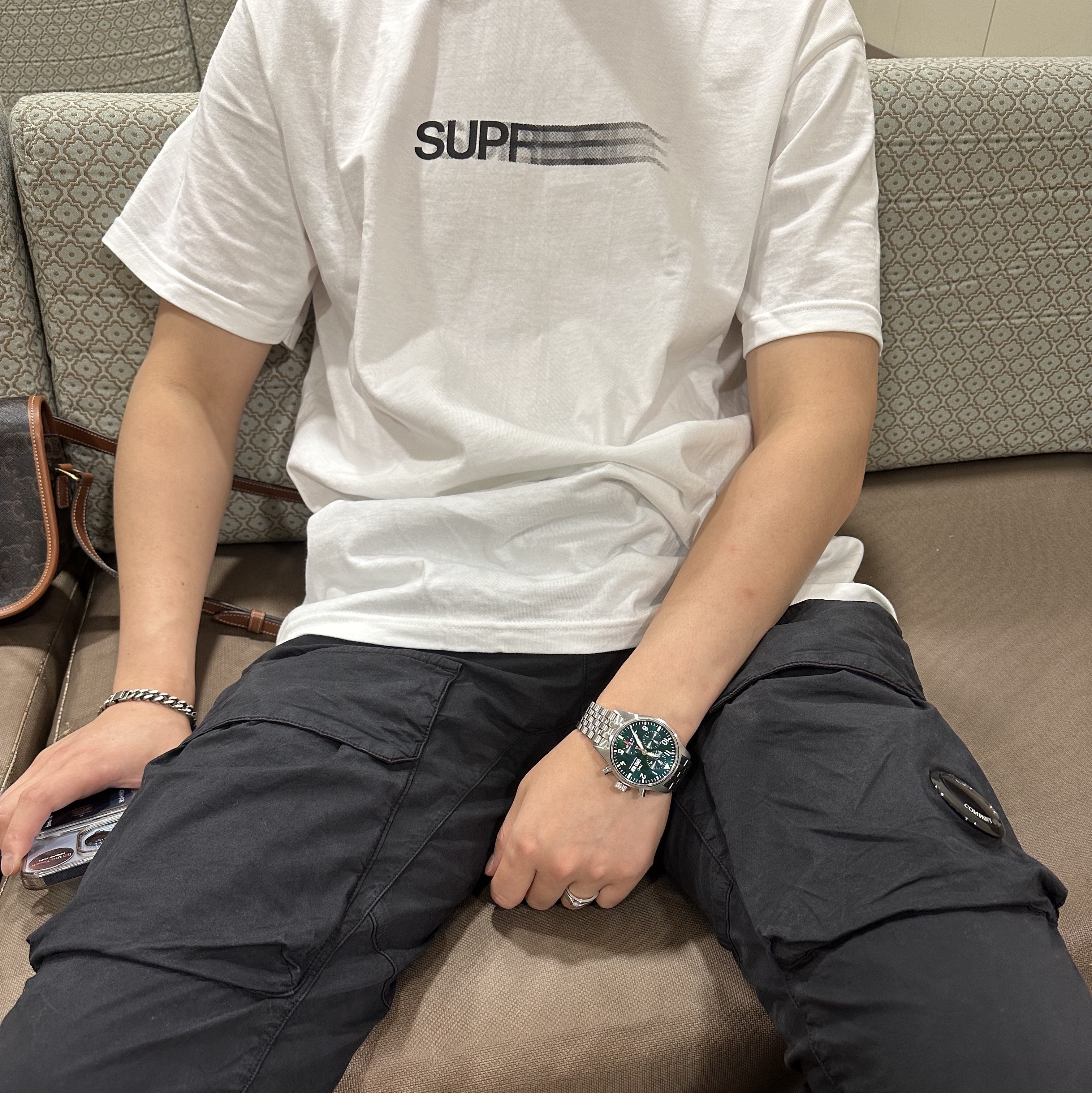 Supreme Motion Logo T-Shirt White - 23SS 착용 스타일