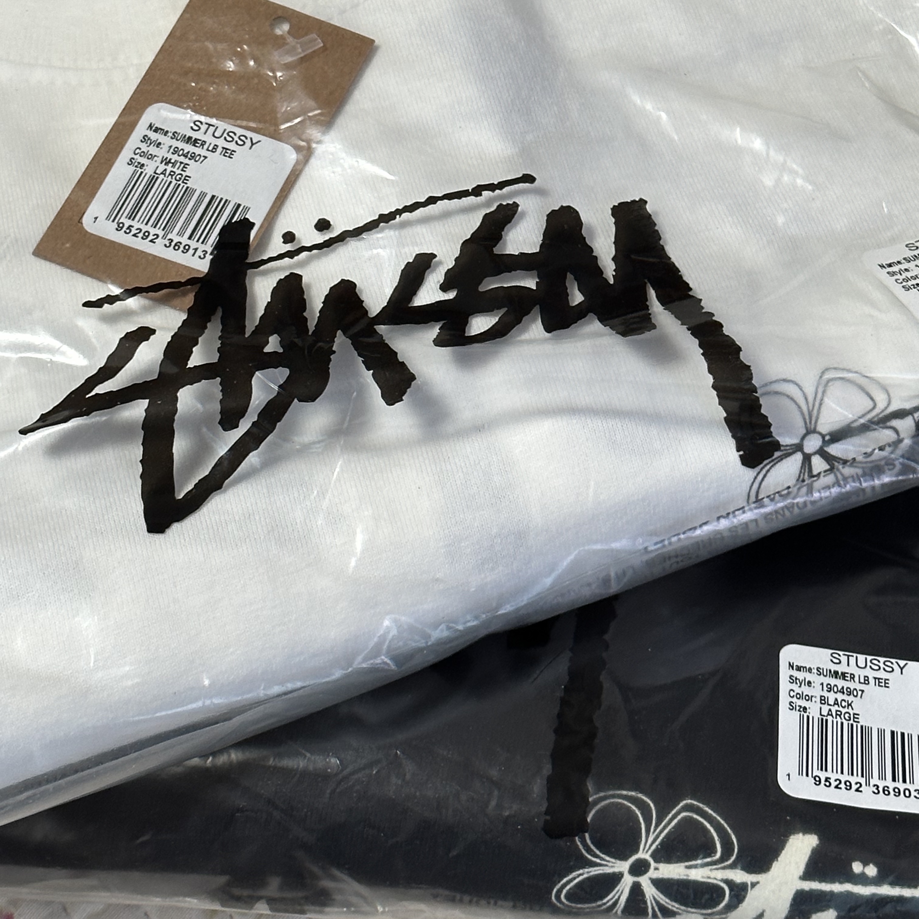 Stussy Summer LB T-Shirt White, Stussy Summer LB T-Shirt Black 착용 스타일