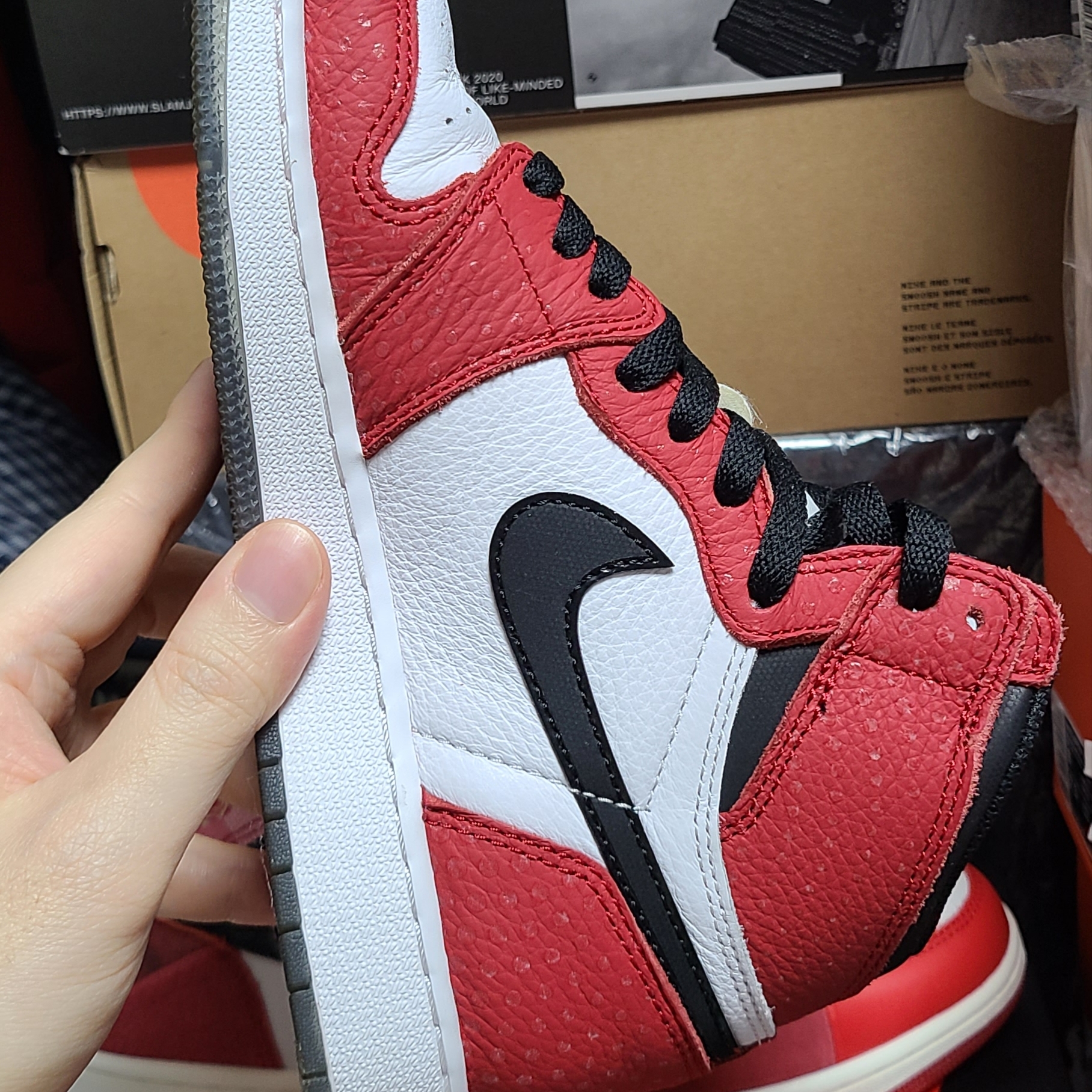 Jordan 1 Retro High Spider-Man Next Chapter, Jordan 1 Retro High Spider-Man Origin Story 착용 스타일 - 4