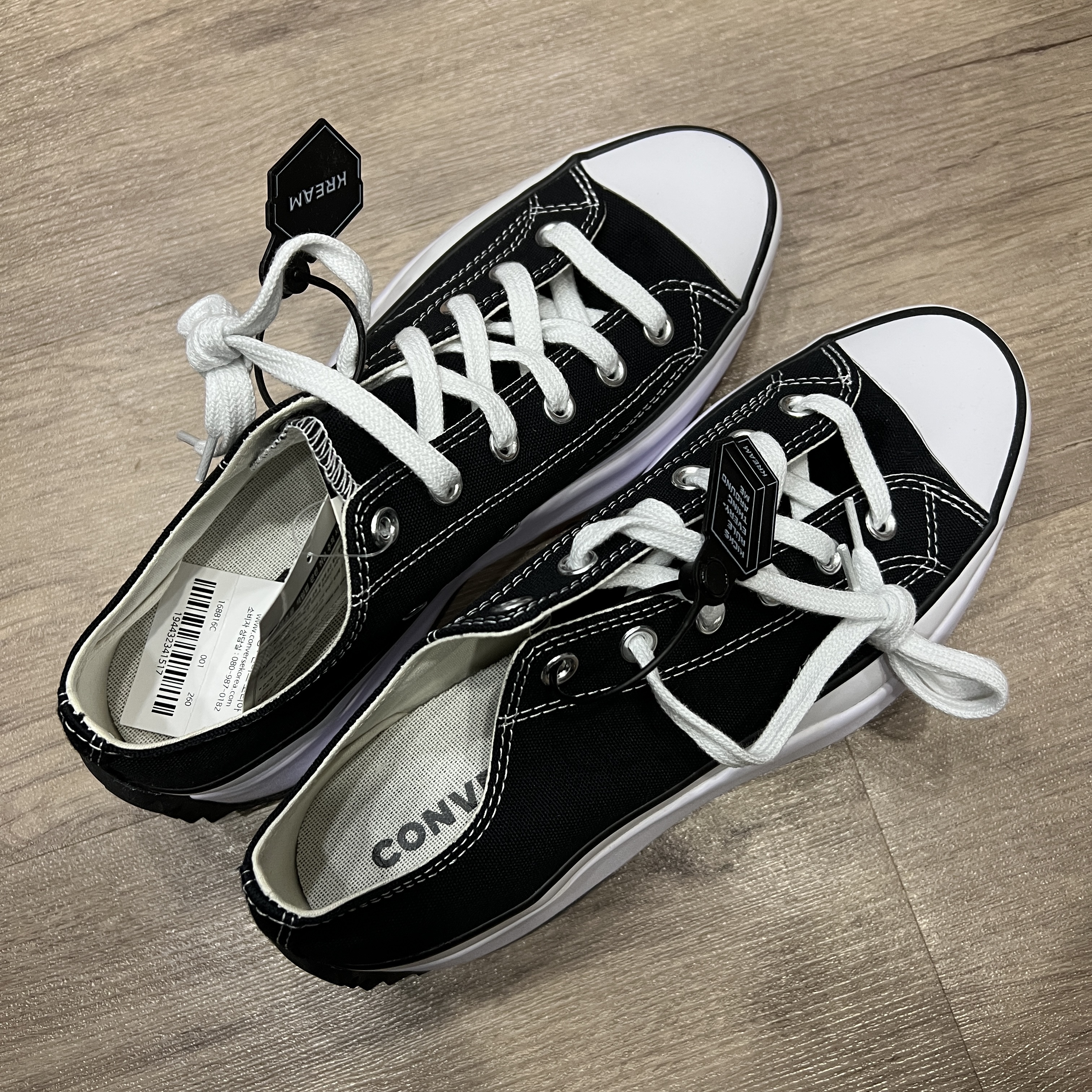 Converse Run Star Hike Low Black 착용 스타일