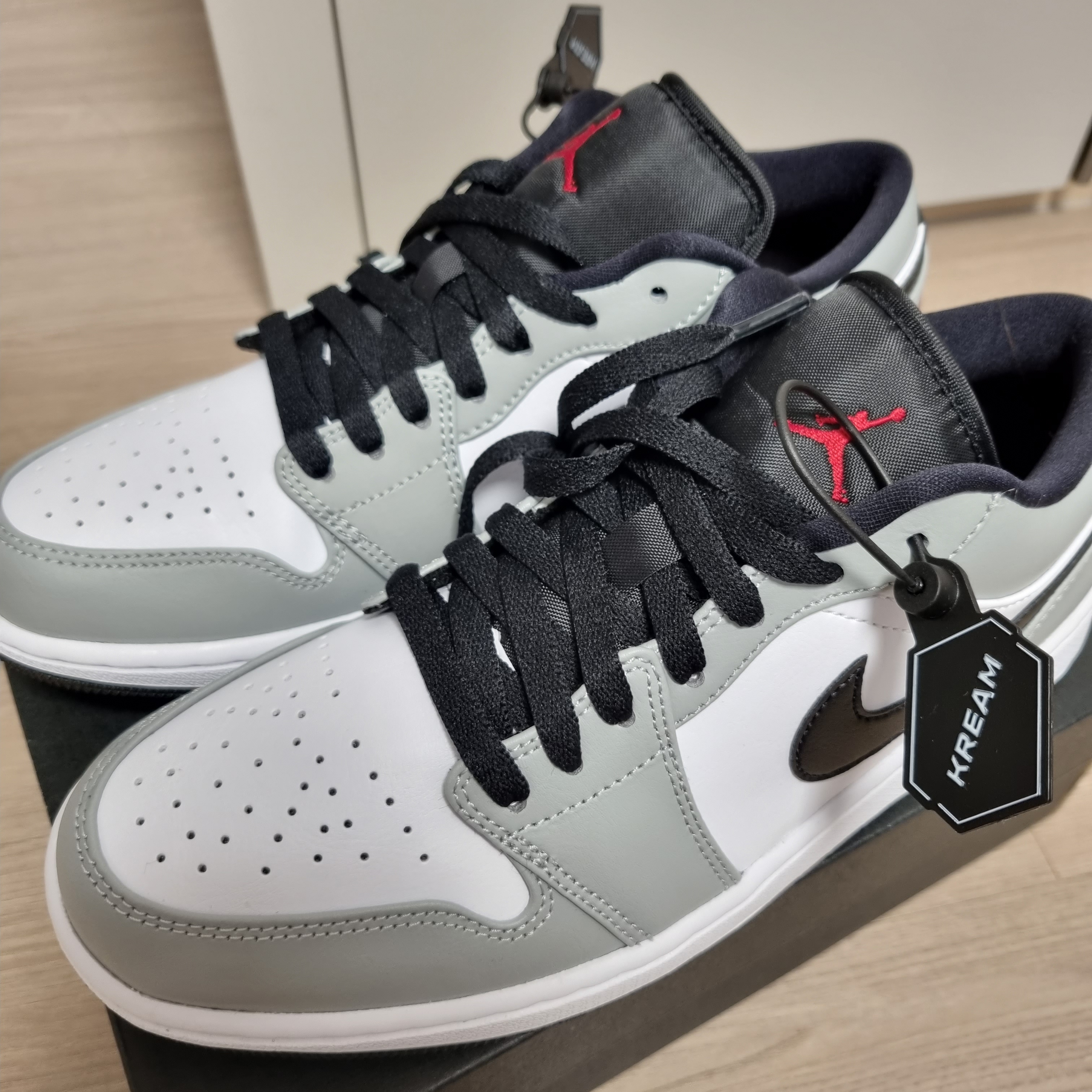 Jordan 1 Low Light Smoke Grey 착용 스타일