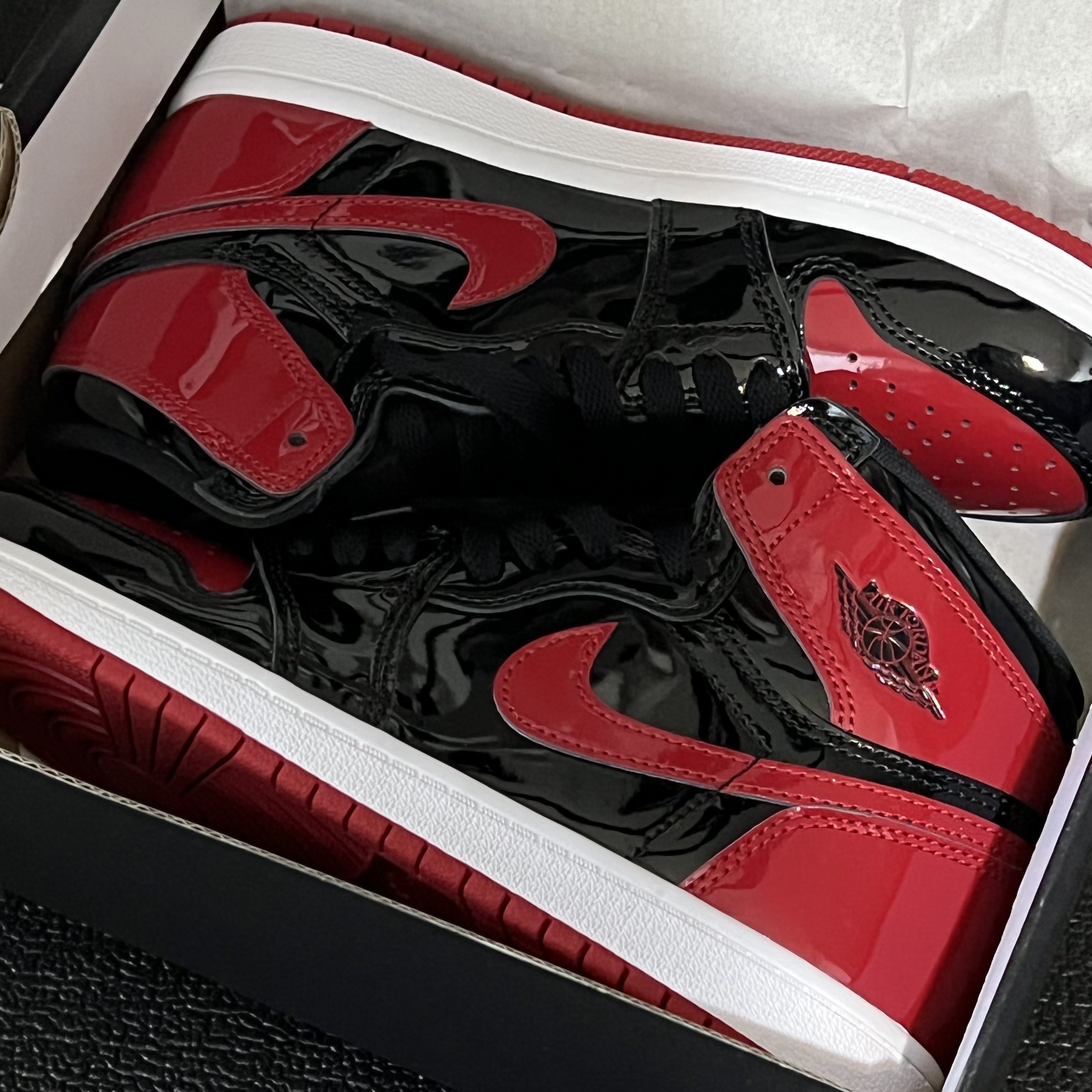 (GS) Jordan 1 Retro High OG Patent Bred, Jordan 1 Retro High OG Patent Bred 착용 스타일 - 2