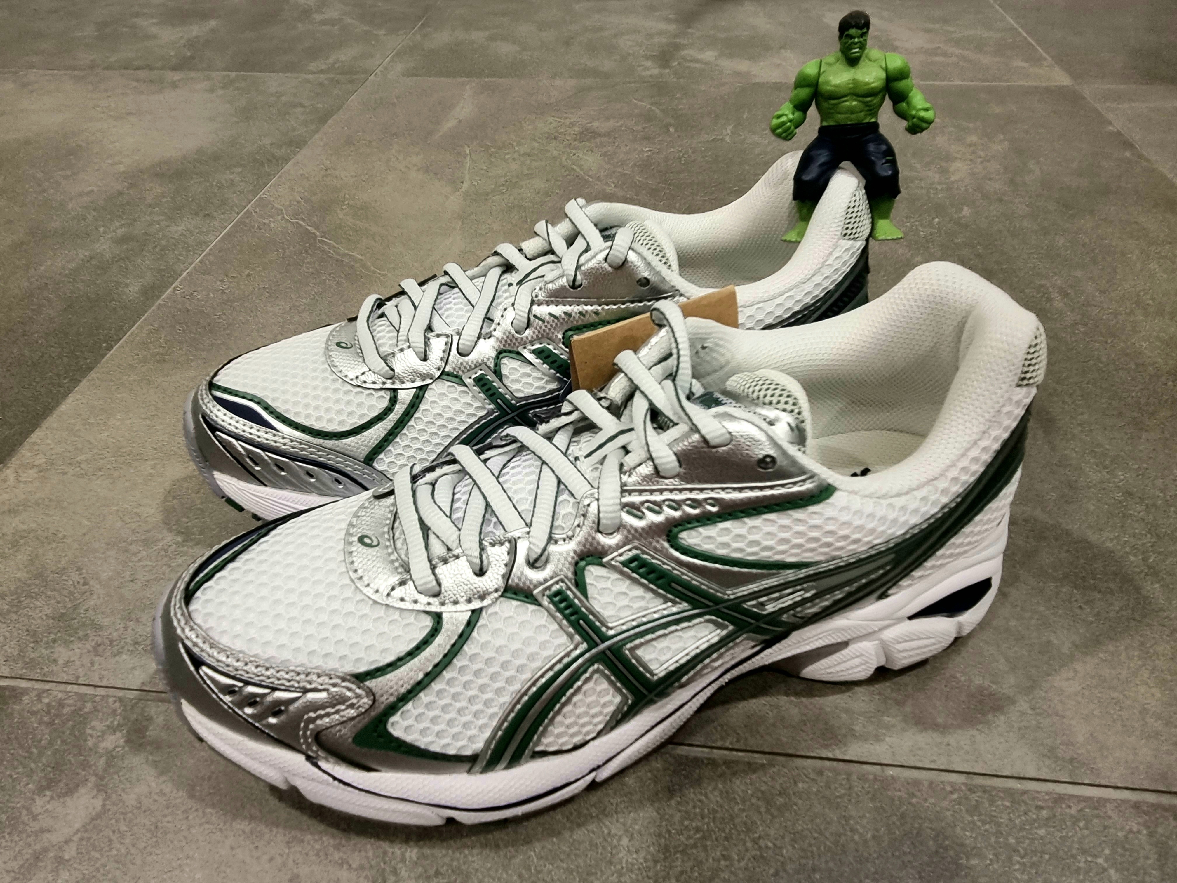 Asics GT-2160 White Shamrock Green 착용 스타일 - 1