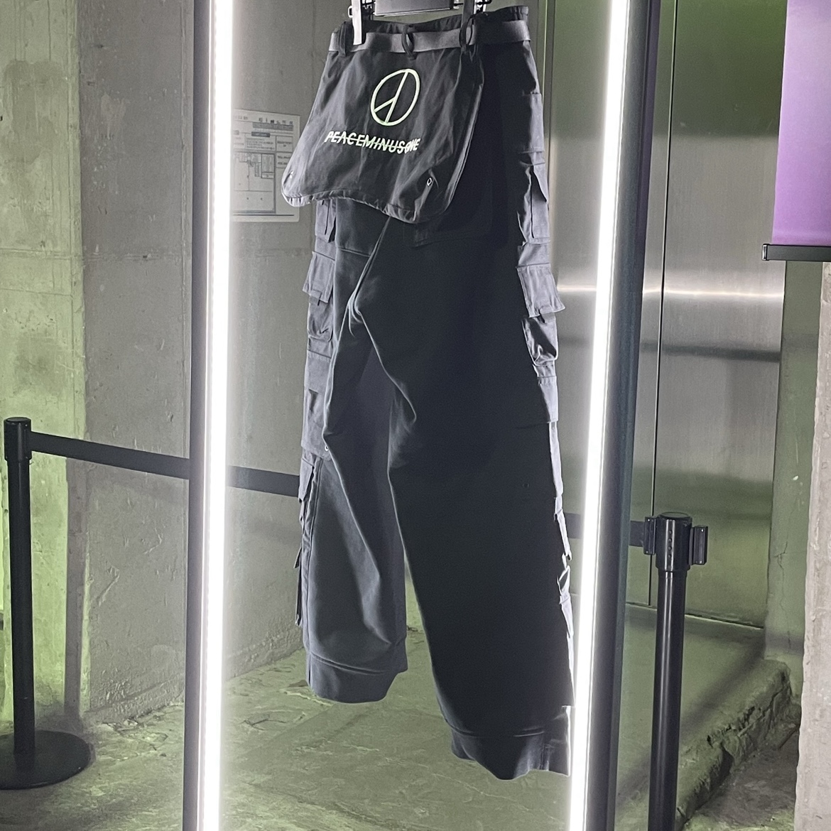 Nike x Peaceminusone Wide Pants Black (DR0096-010), Nike x Peaceminusone LS T-Shirt Black (DR0098-010) 착용 스타일 - 1