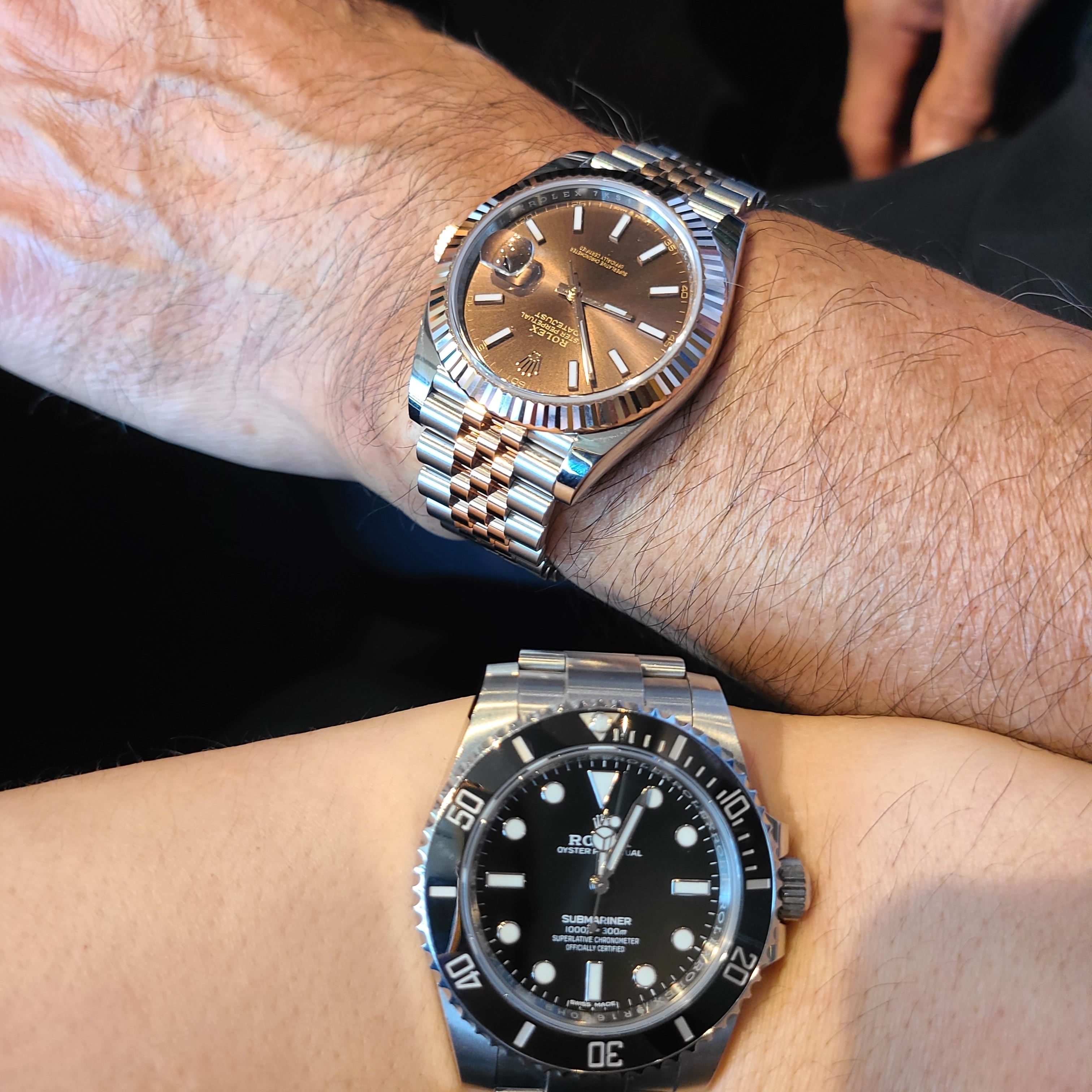 Rolex Datejust 41mm 126331 Chocolate Jubilee, Rolex Submariner 41mm 124060 Black Oyster 착용 스타일 - 1