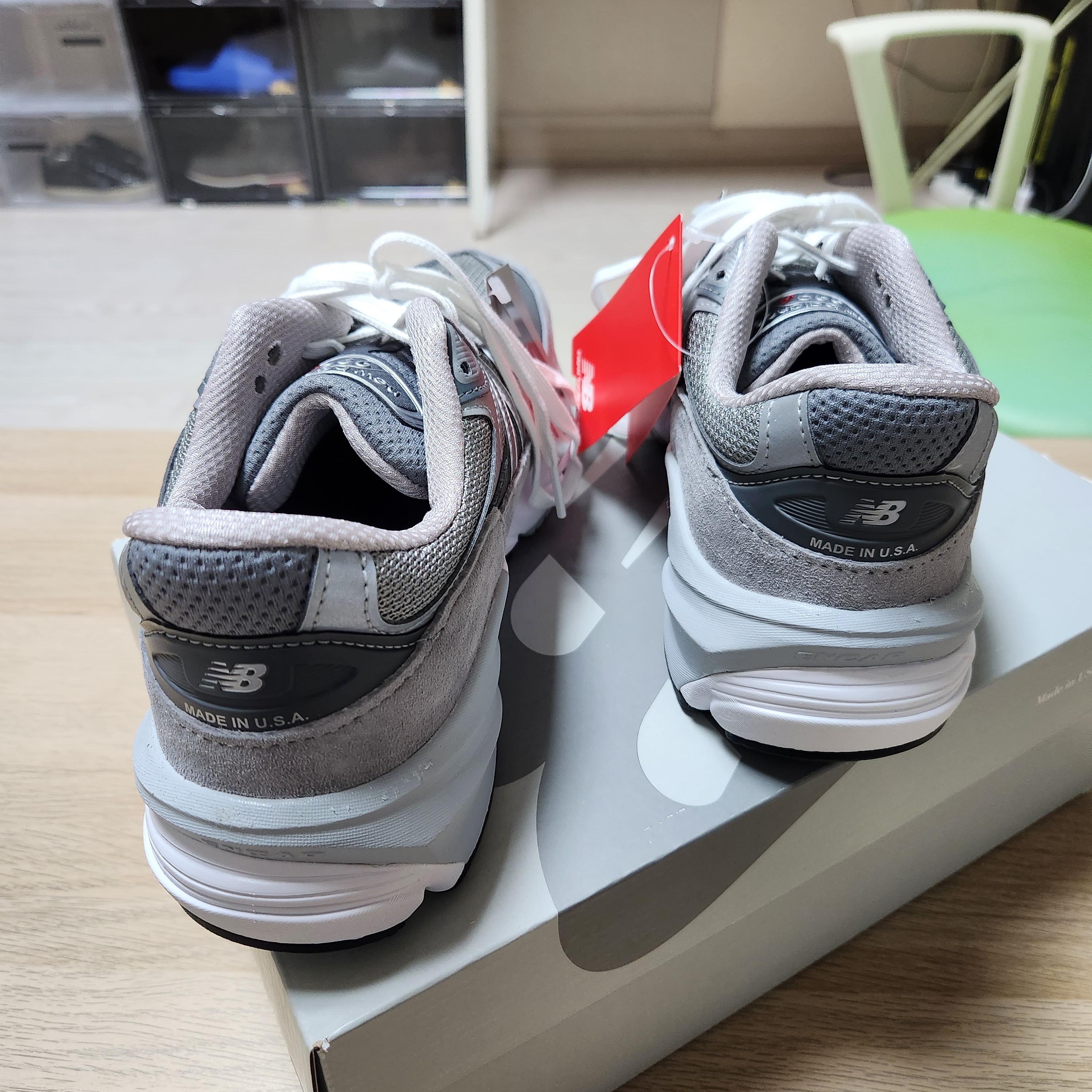 New Balance 990v6 Made in USA Grey - D Standard 착용 스타일 - 4