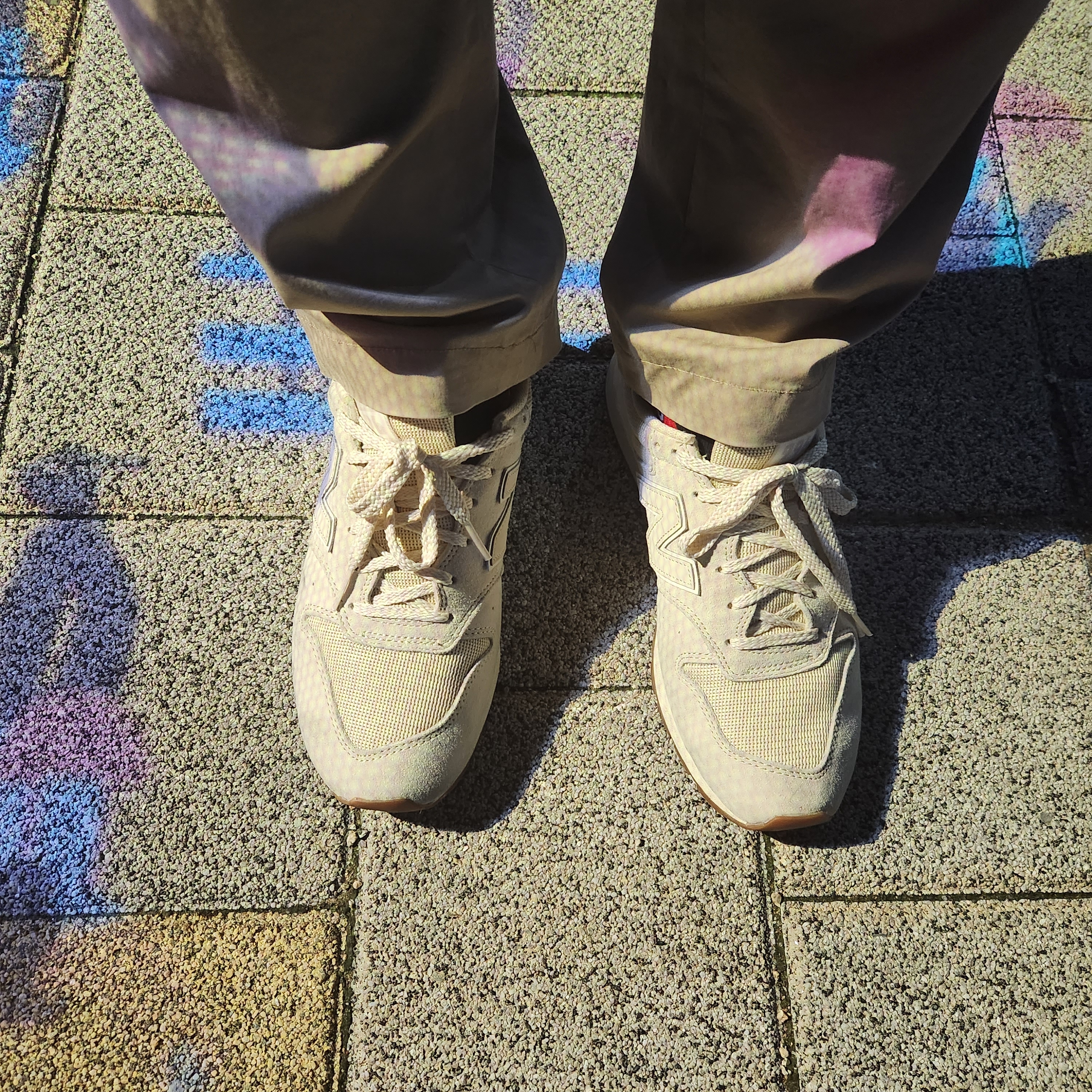 New Balance 996 Beige 착용 스타일