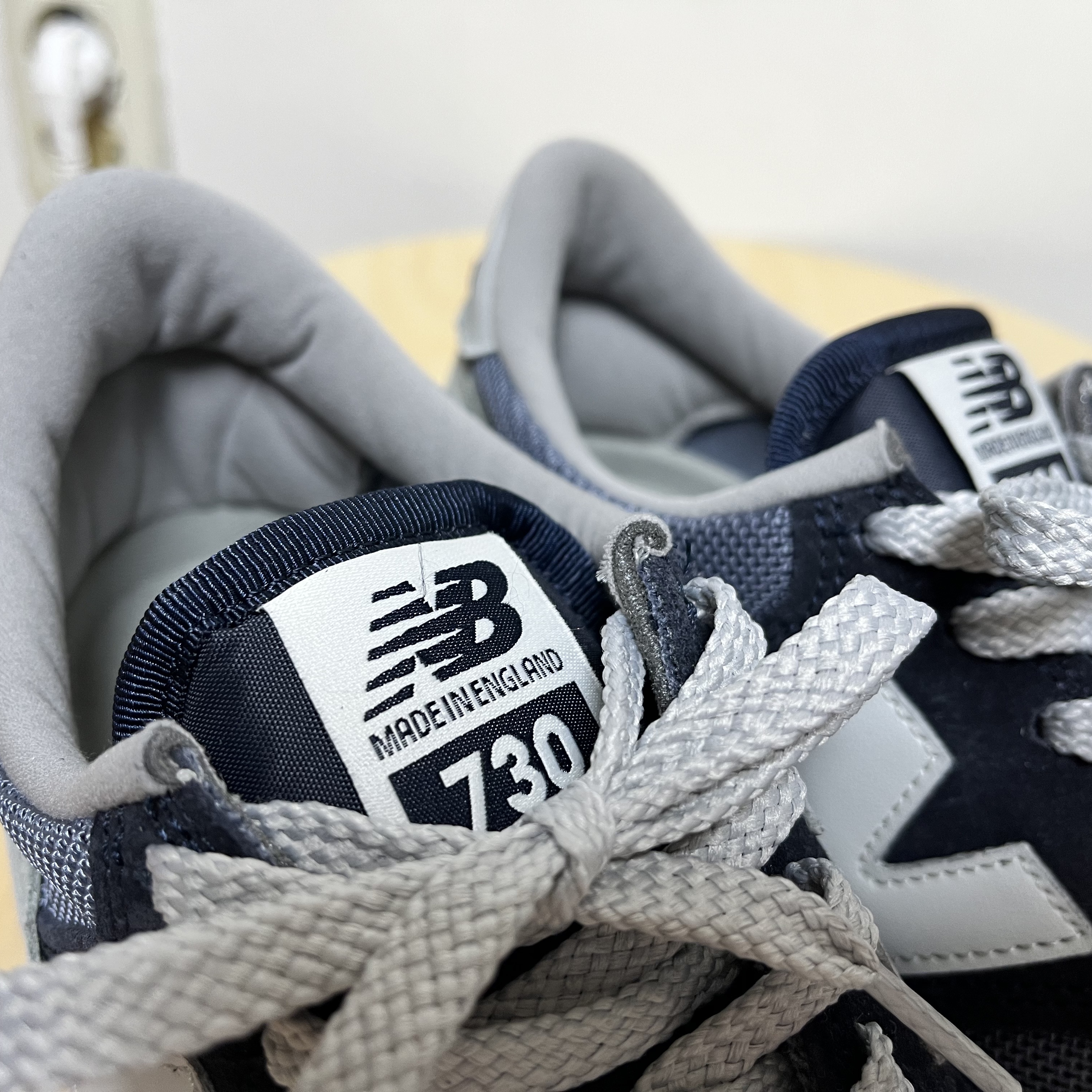 New Balance 730 Made in UK Navy 착용 스타일 - 1
