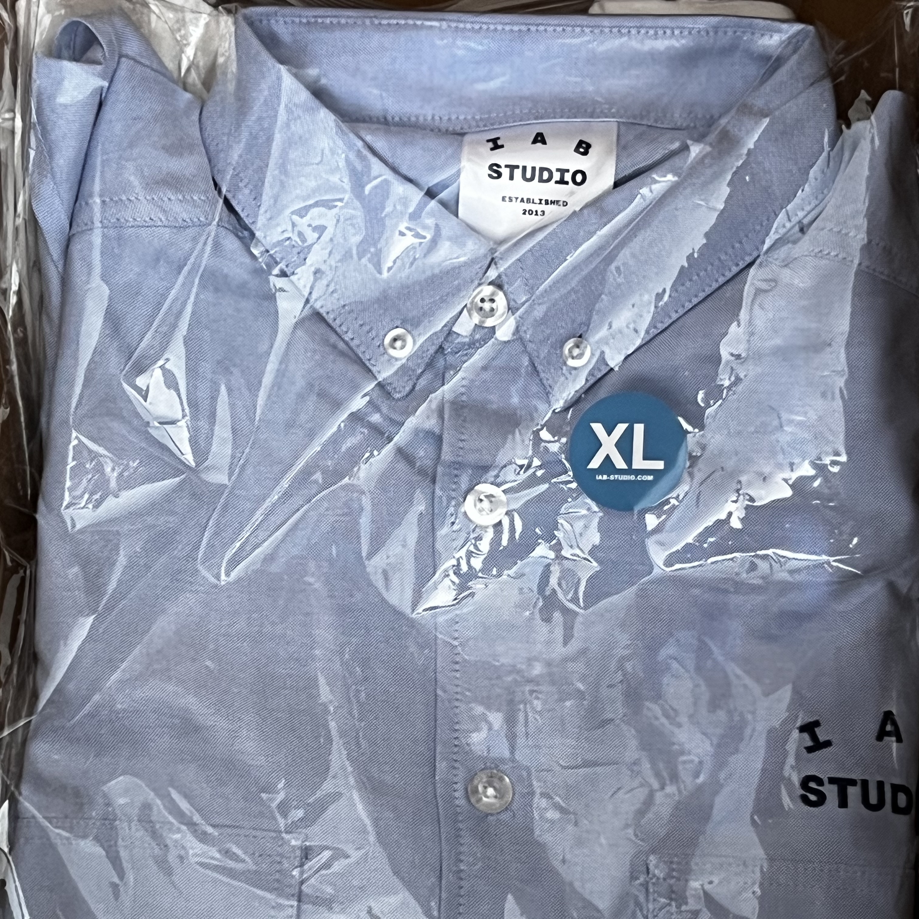 IAB Studio Work Shirt Sky Blue - The Hyundai Seoul Exclusive 착용 스타일