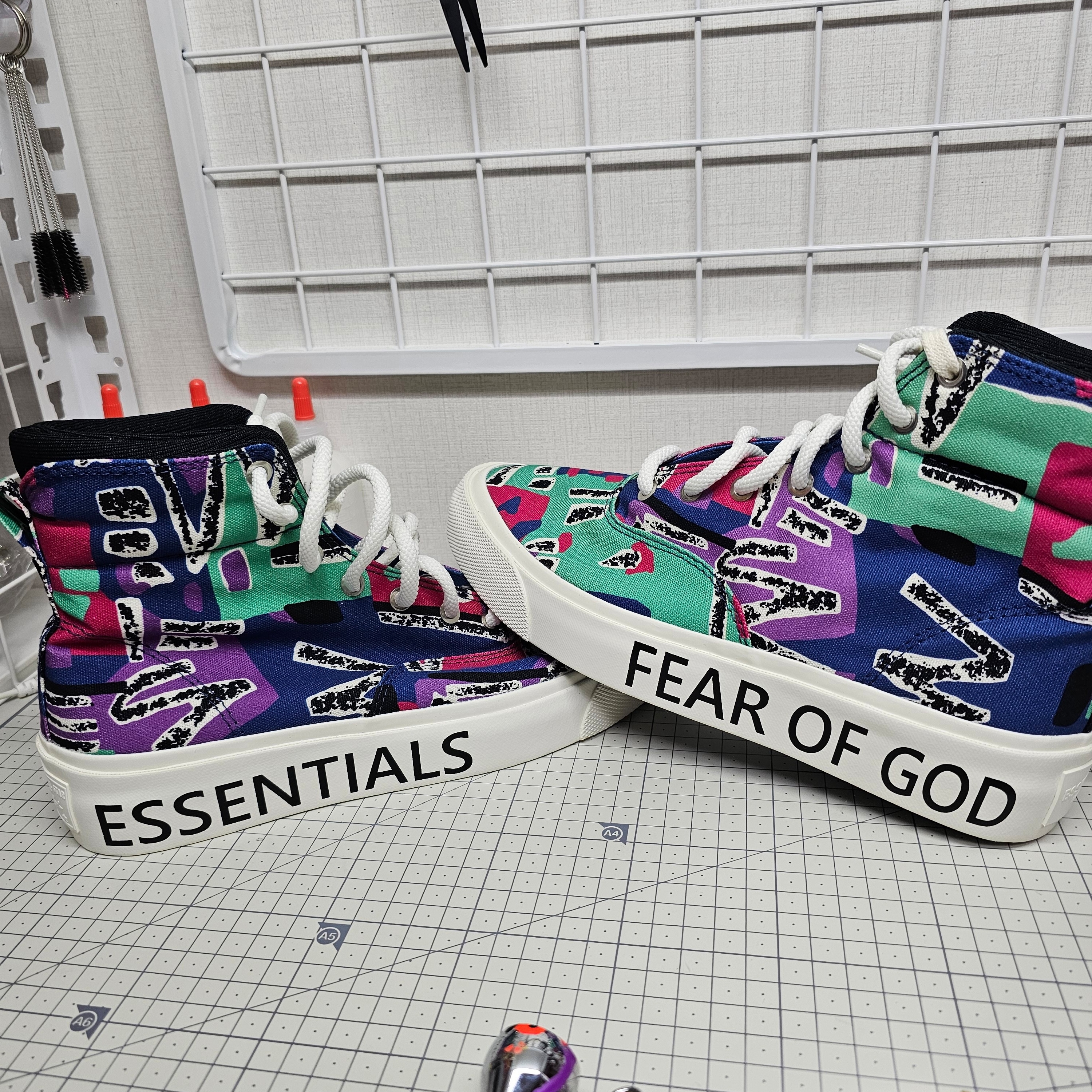 Converse x Fear of God Essentials Skid Grip Hi 착용 스타일