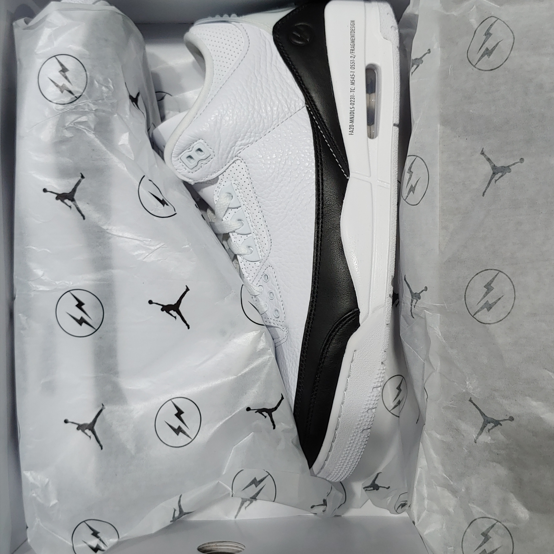 Jordan 3 x Fragment Retro SP White Black, Jordan 1 Mid Quai 54 2019 착용 스타일 - 3