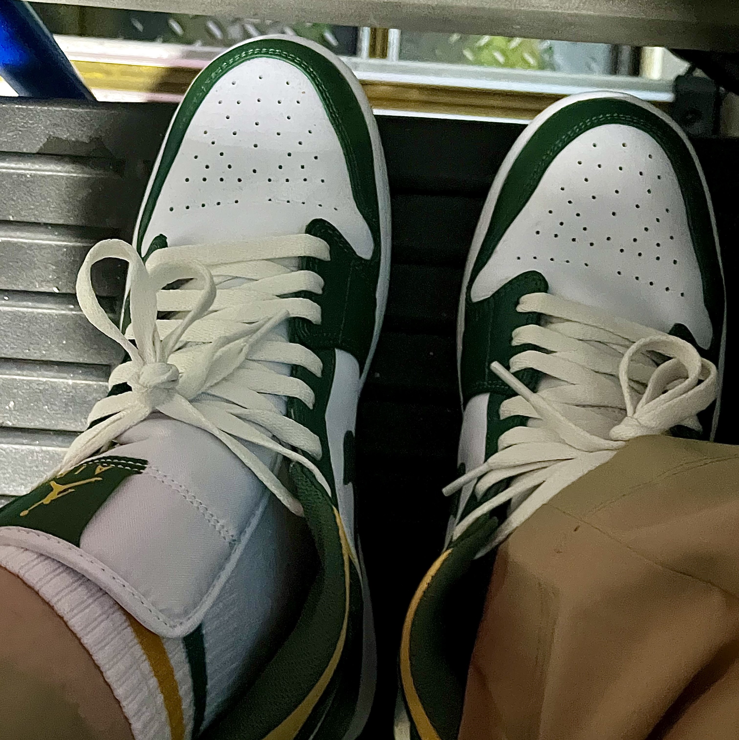 Jordan 1 Mid Sonics 2021 착용 스타일