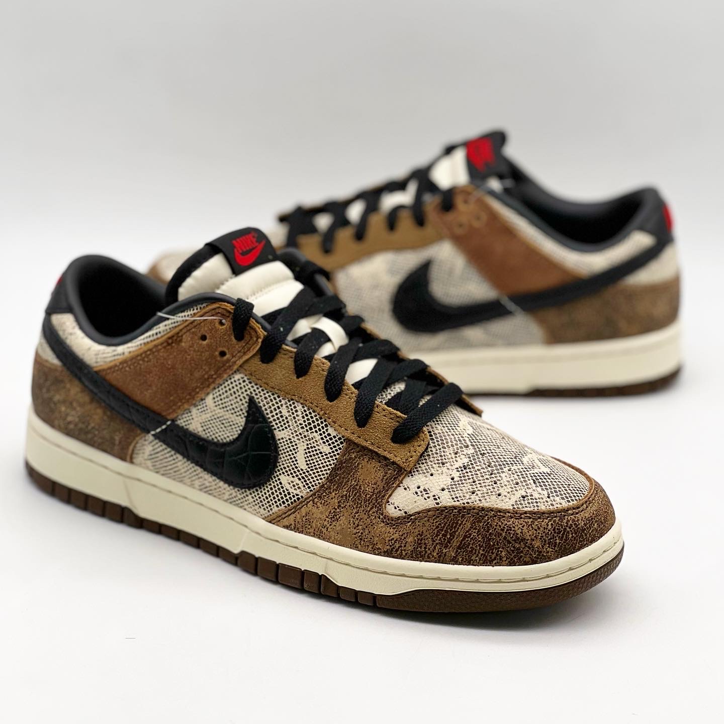Nike Dunk Low PRM Head to Head 착용 스타일 - 2
