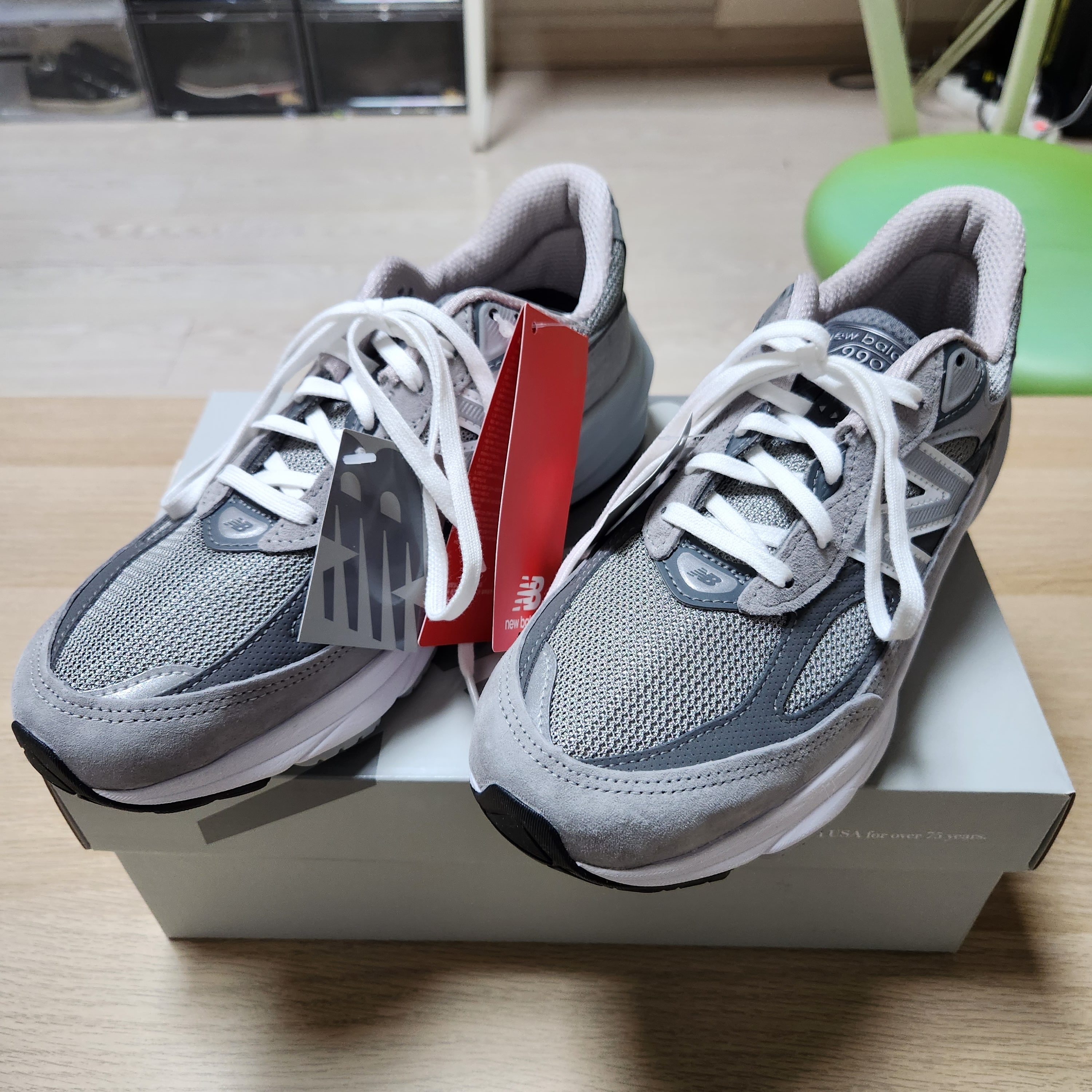 New Balance 990v6 Made in USA Grey - D Standard 착용 스타일 - 1
