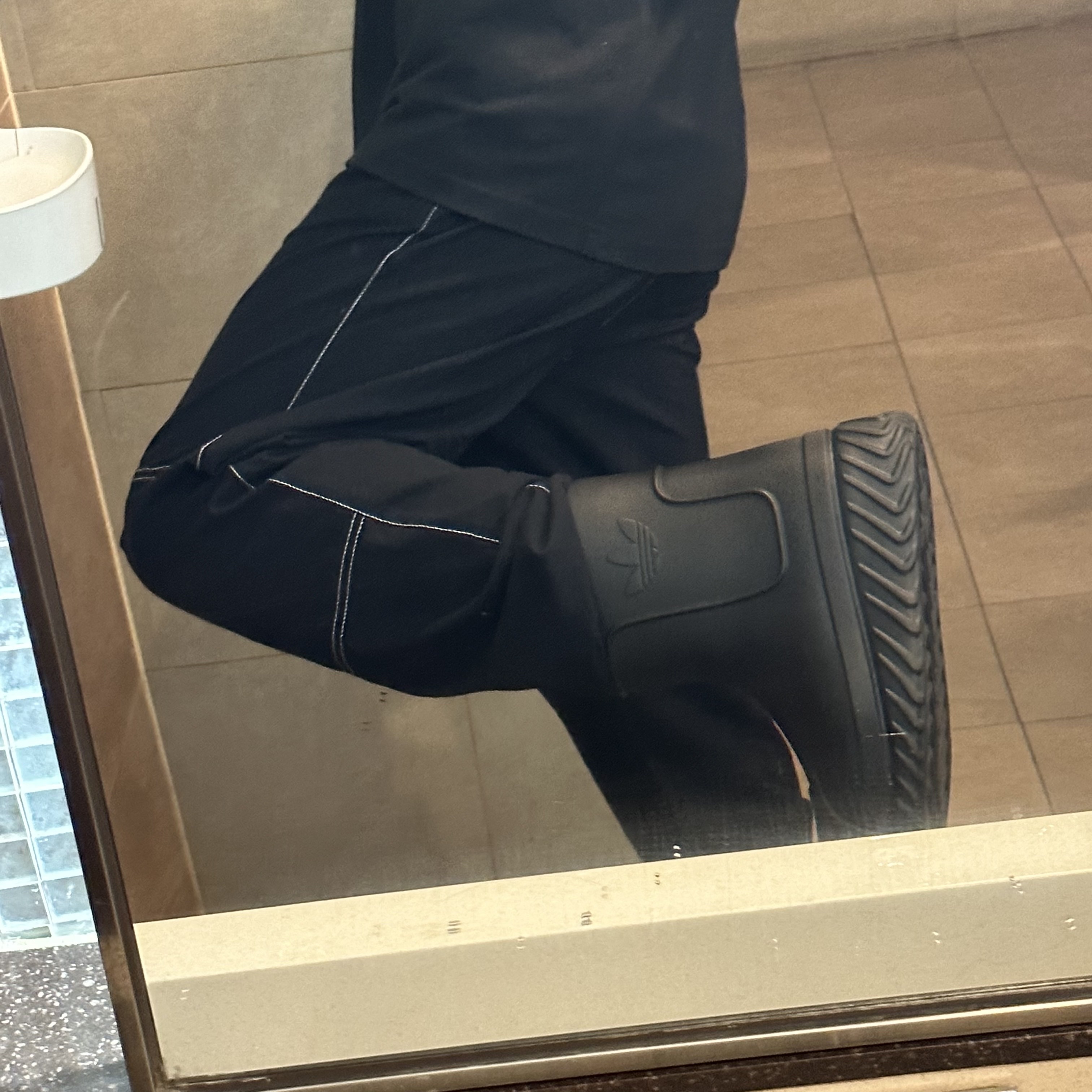 (W) Adidas Adifom Superstar Boot Black, (W) Adidas Adifom Superstar Boot Pulse Yellow 착용 스타일 - 1