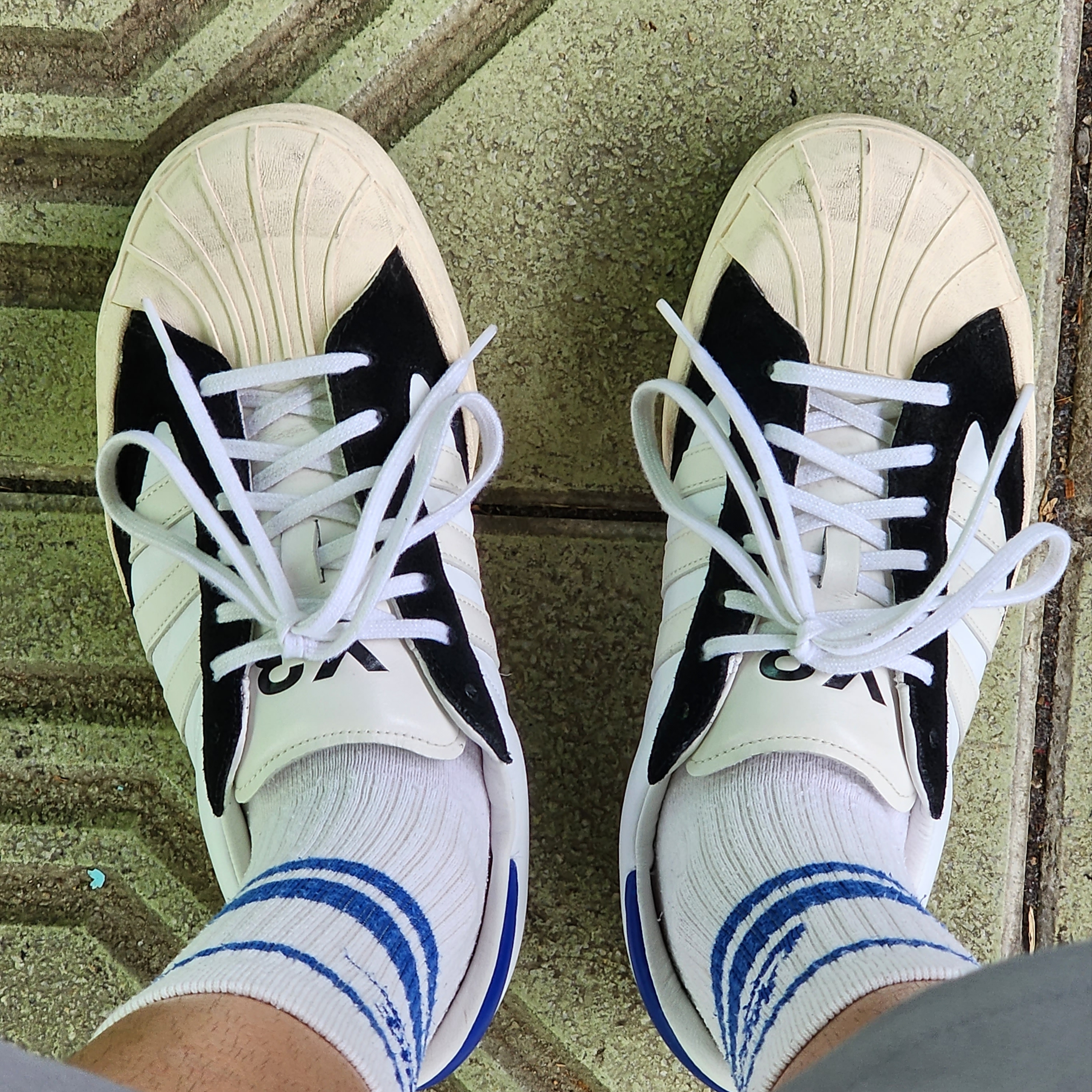 Y-3 Yohji Star Cloud White Bold Blue 착용 스타일
