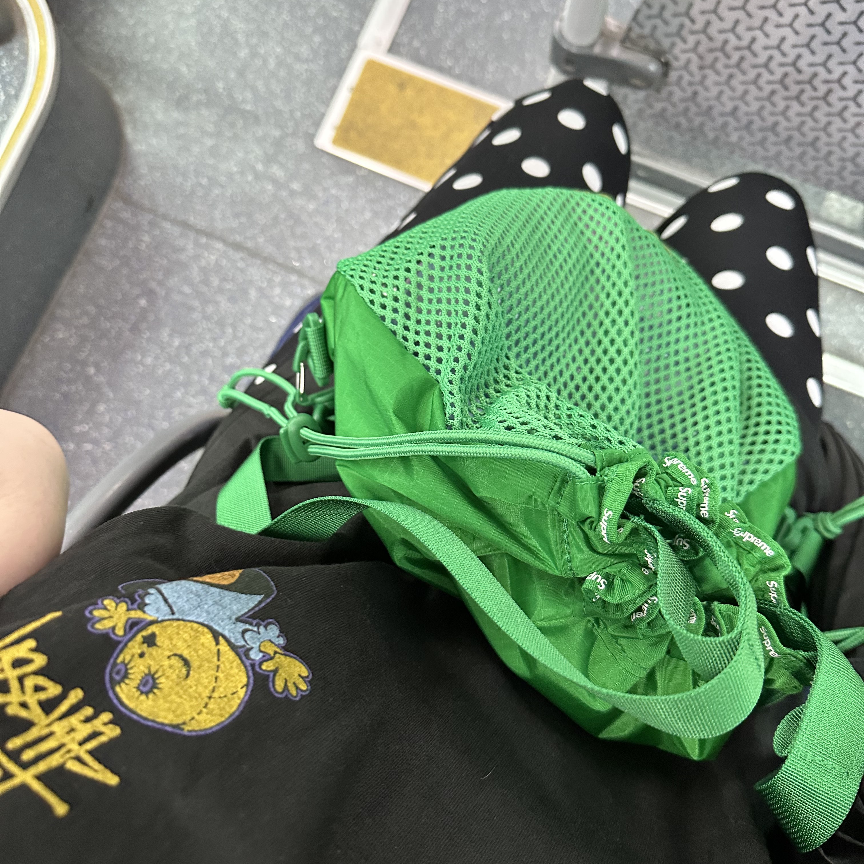 Supreme Mesh Small Backpack Green - 23SS, Stussy Dollie Pigment Dyed T-Shirt Black 착용 스타일