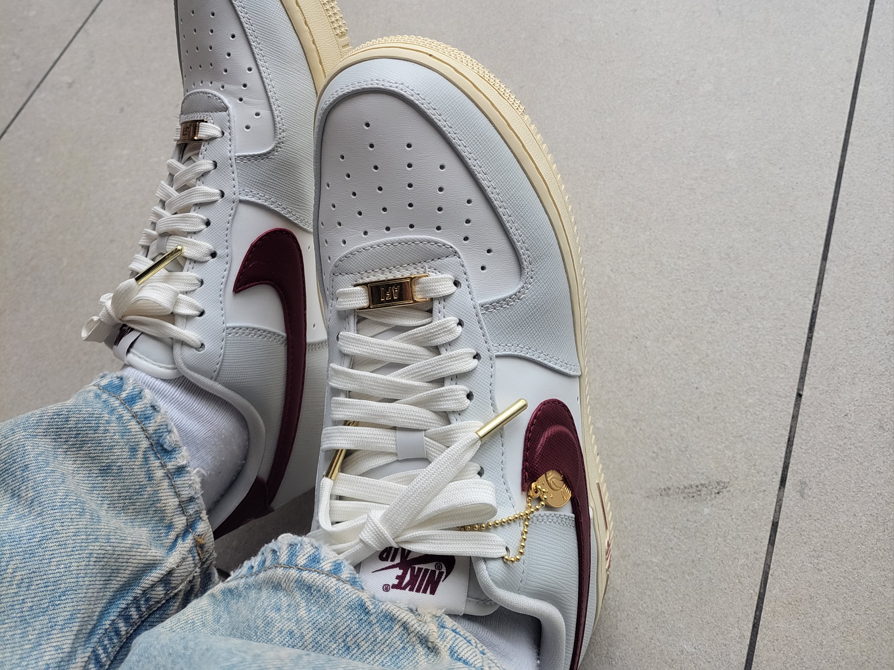(W) Nike Air Force 1 '07 SE Pandant 착용 스타일