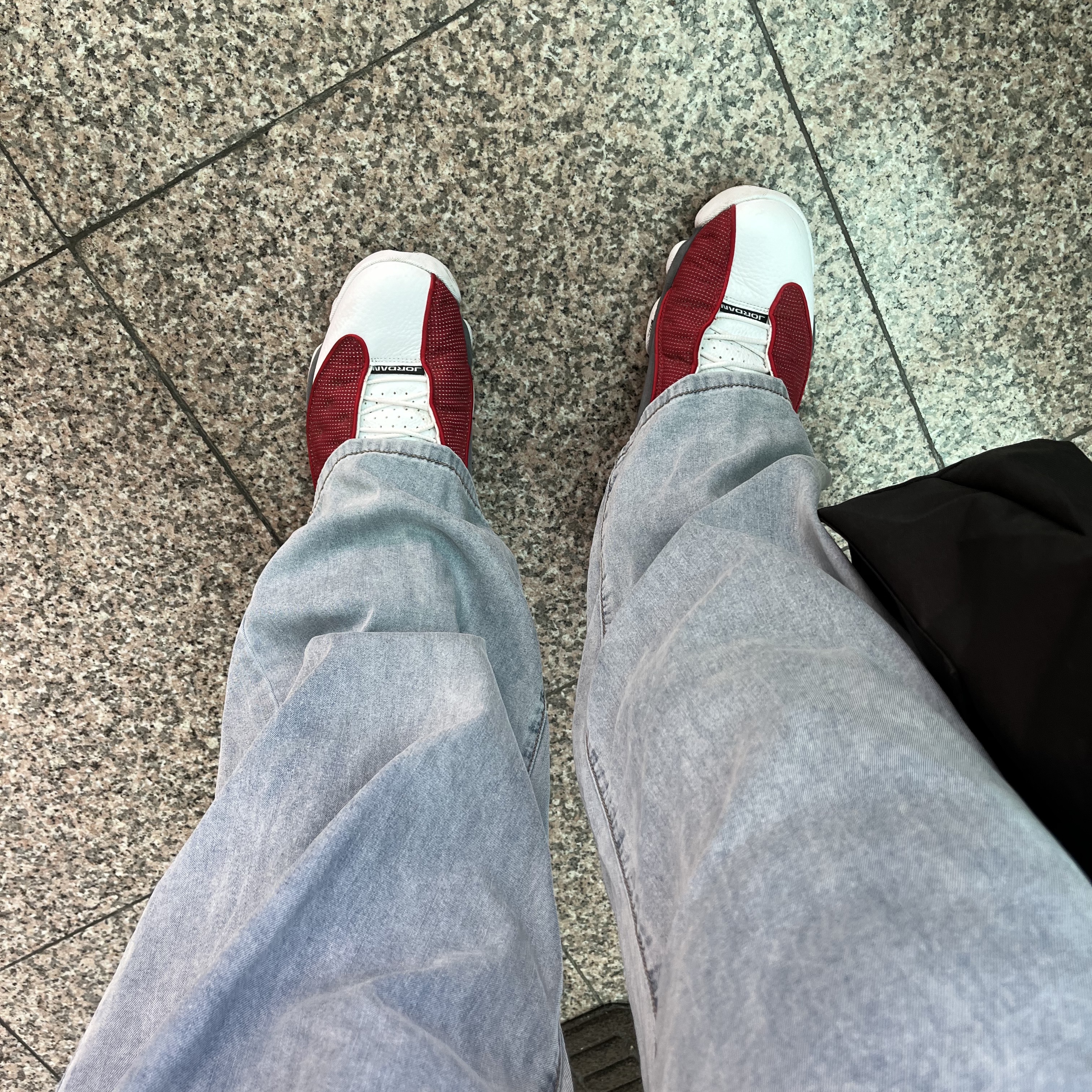 Jordan 13 Retro Gym Red Flint Grey 착용 스타일