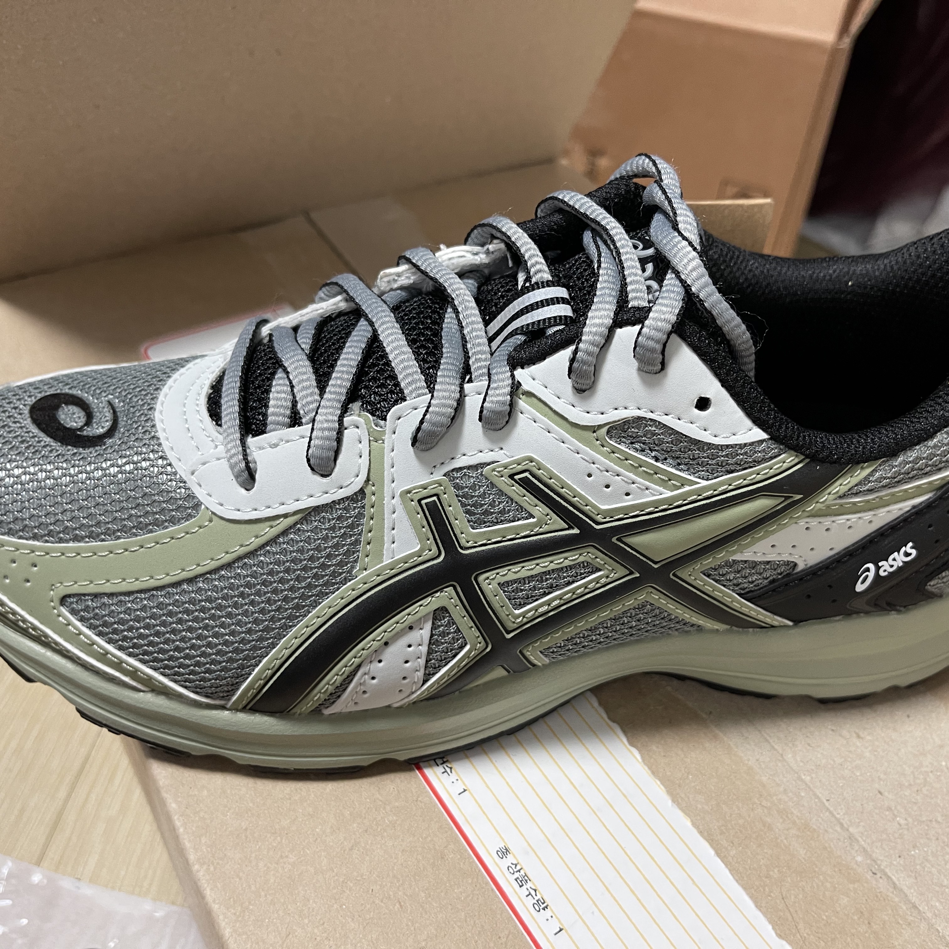 Asics Jog 100 S Sheet Rock - 2E Wide 착용 스타일