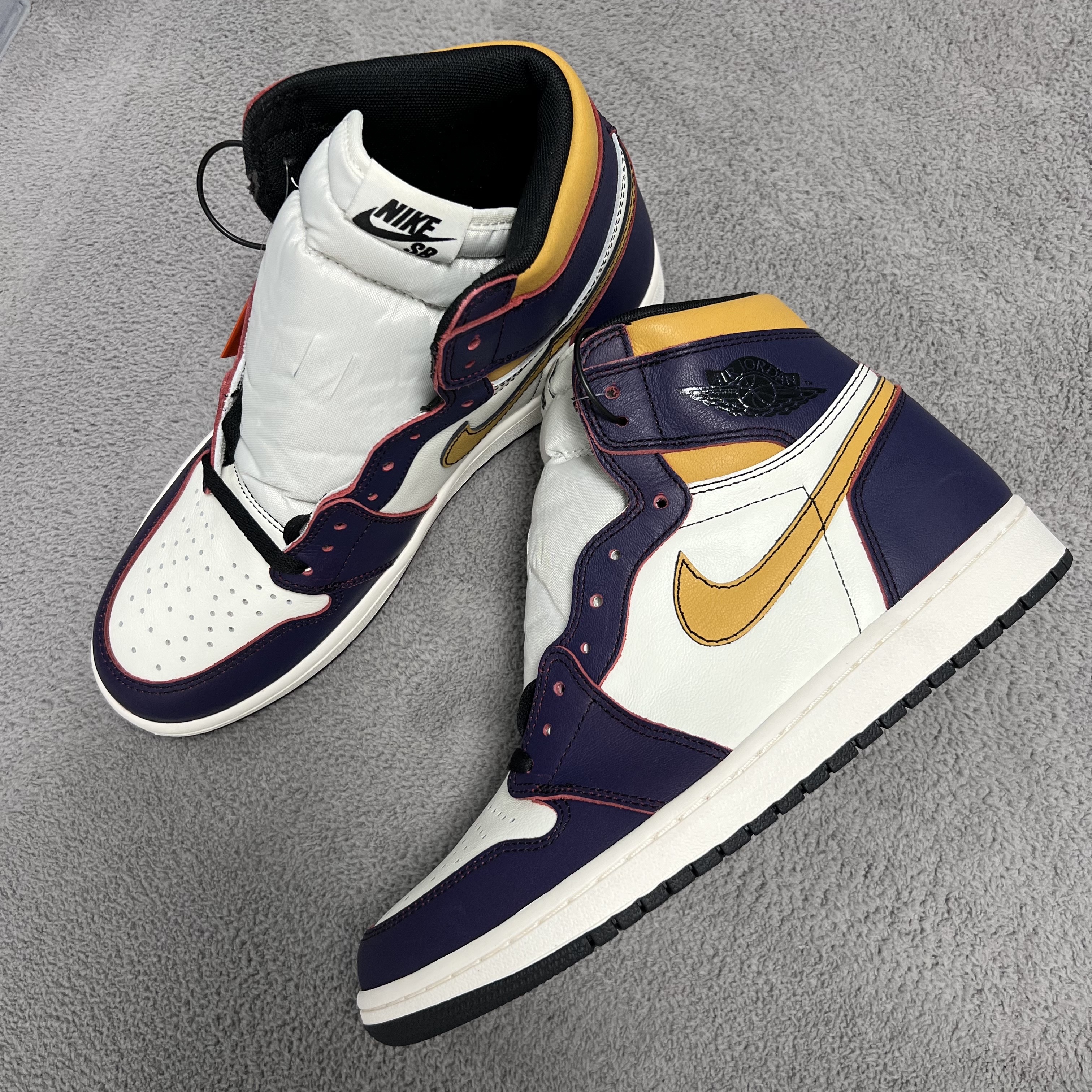 Jordan 1 Retro High OG Defiant SB LA to Chicago 착용 스타일
