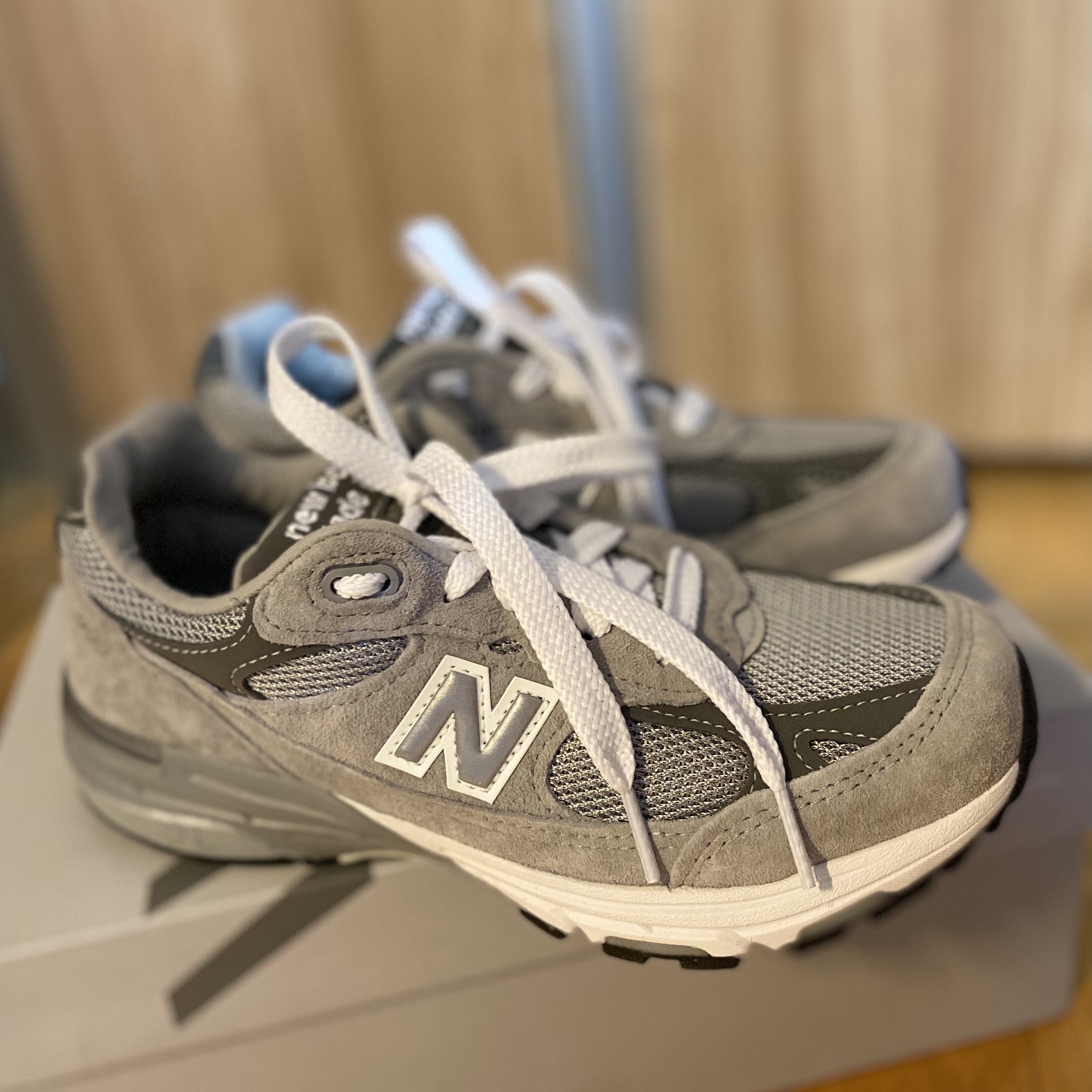 (W) New Balance 993 Made in USA Grey - B Standard 착용 스타일 - 1