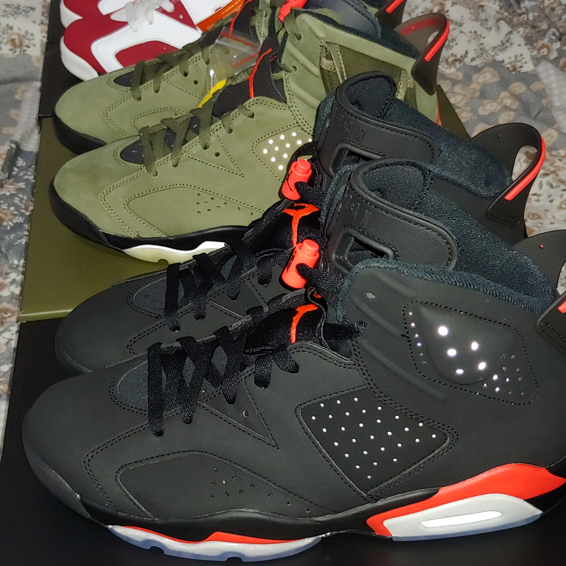 Jordan 6 Retro Infrared 2019, Jordan 6 x Travis Scott Retro Olive 착용 스타일
