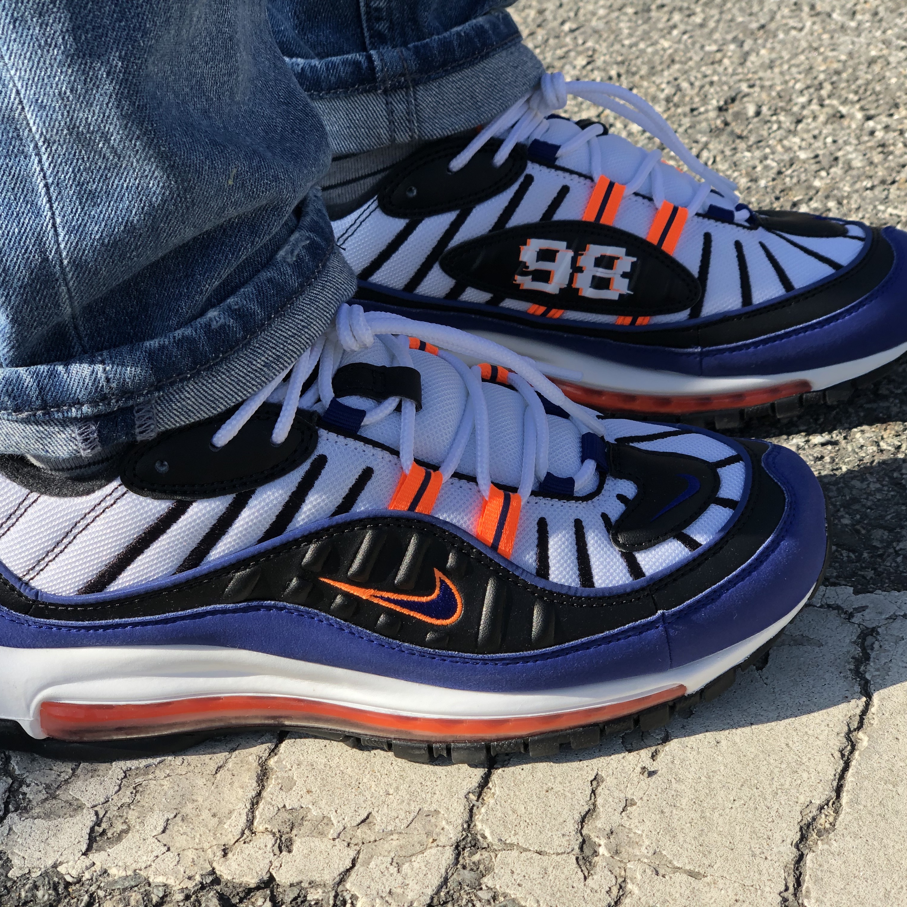 Nike Air Max 98 New York 착용 스타일
