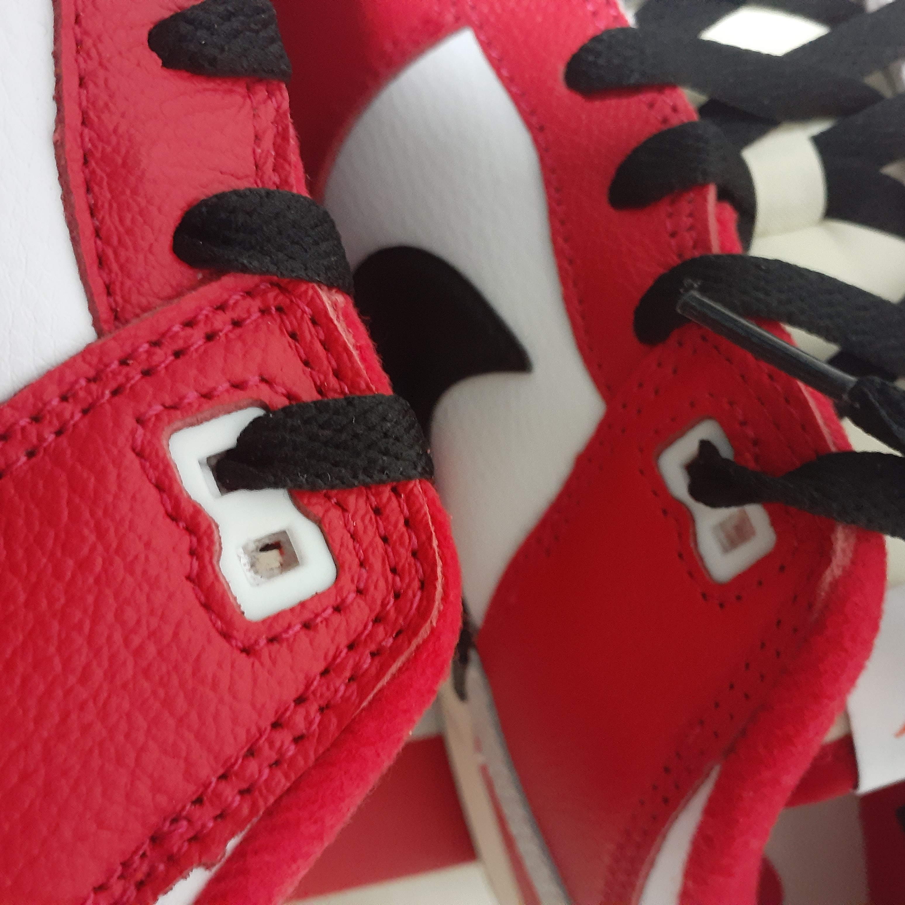 Nike Dunk Low Retro PRM University Red Black 착용 스타일 - 1