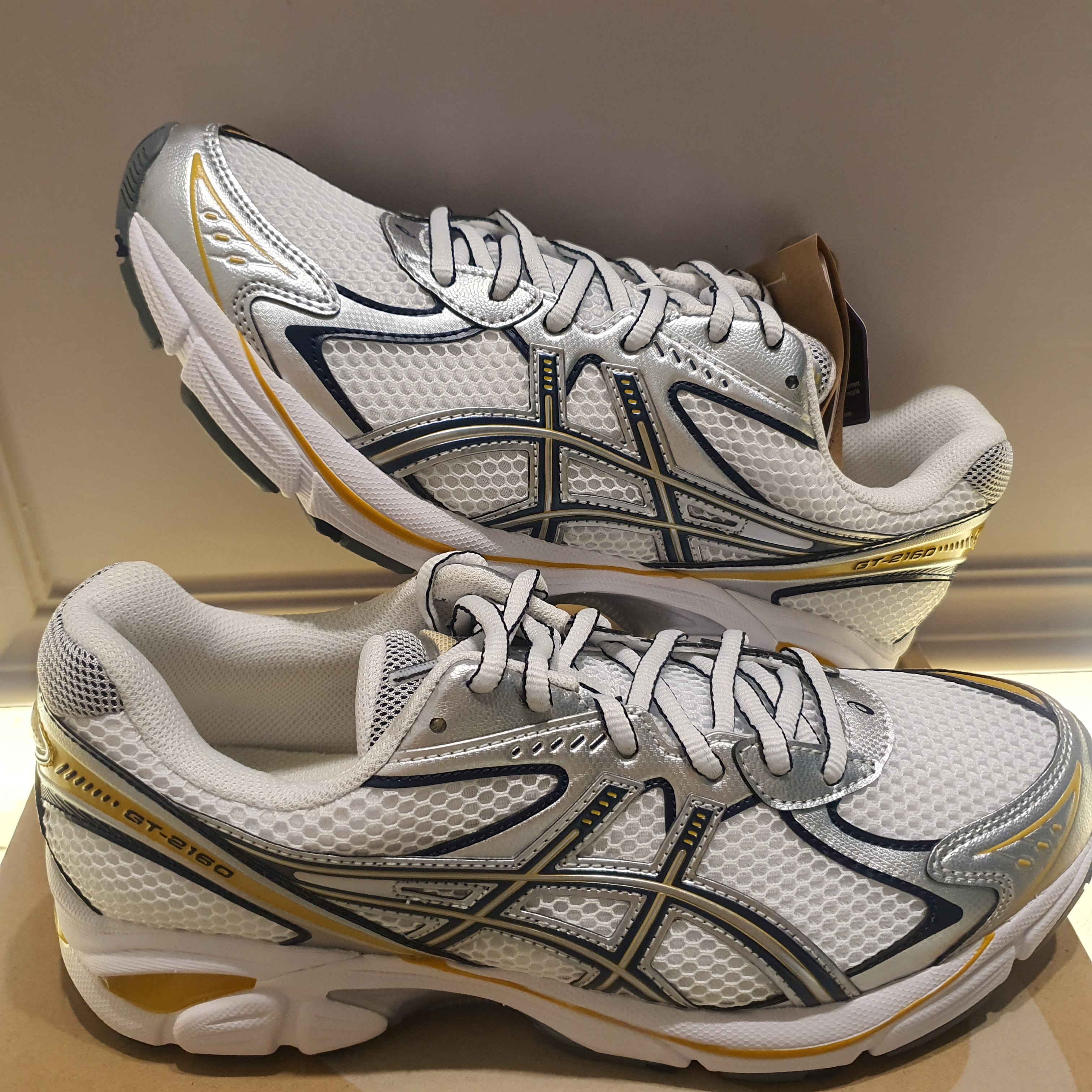 Asics GT-2160 White Pure Silver 착용 스타일