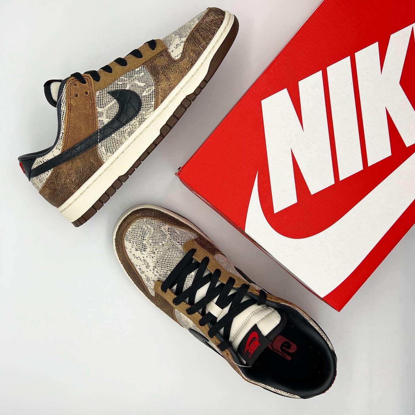 Nike Dunk Low PRM Head to Head 착용 스타일 - 5