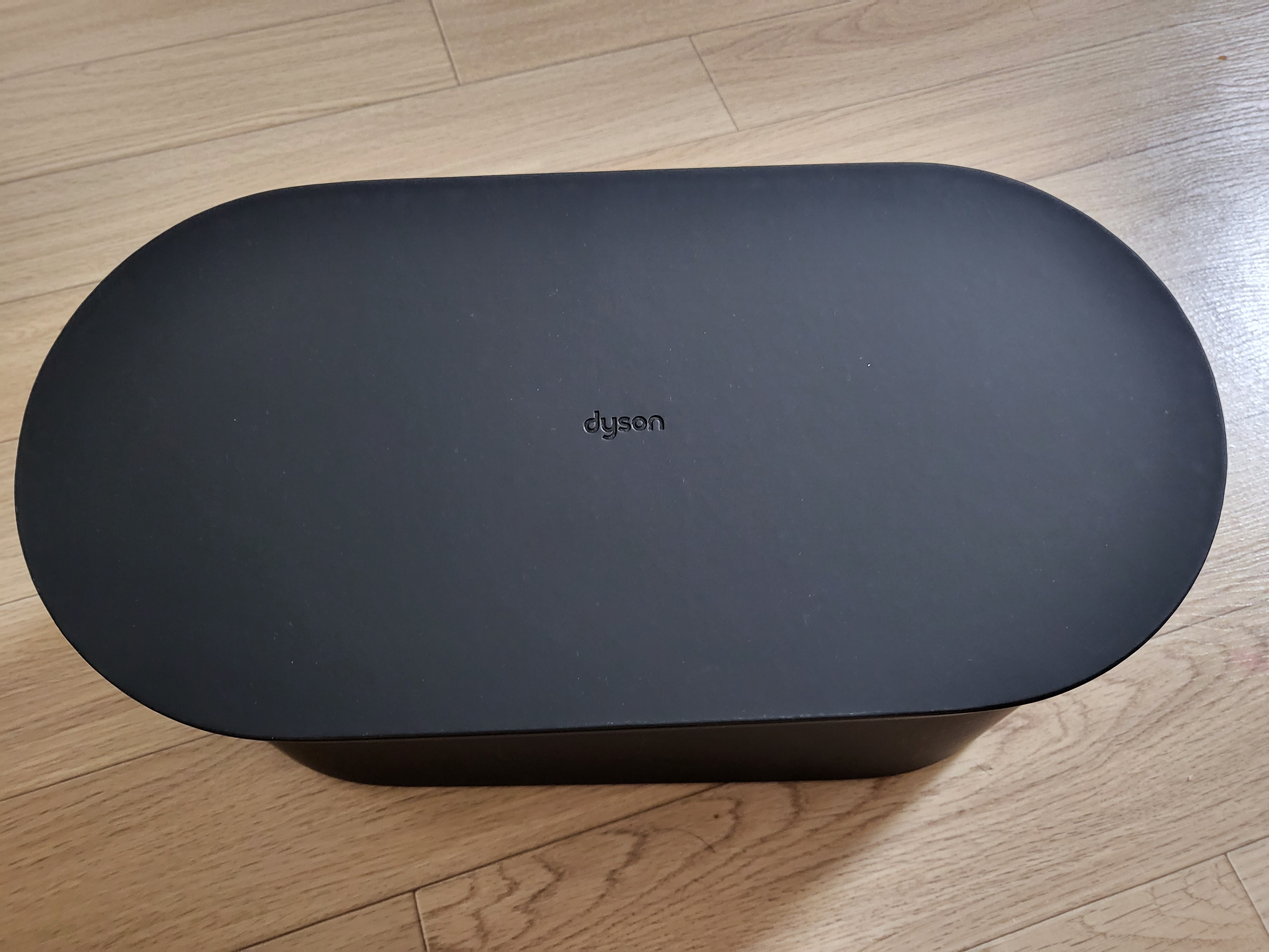 Dyson Airwrap Multi Styler Complete Long Onyx Gold (Korean Ver.) 착용 스타일 - 1