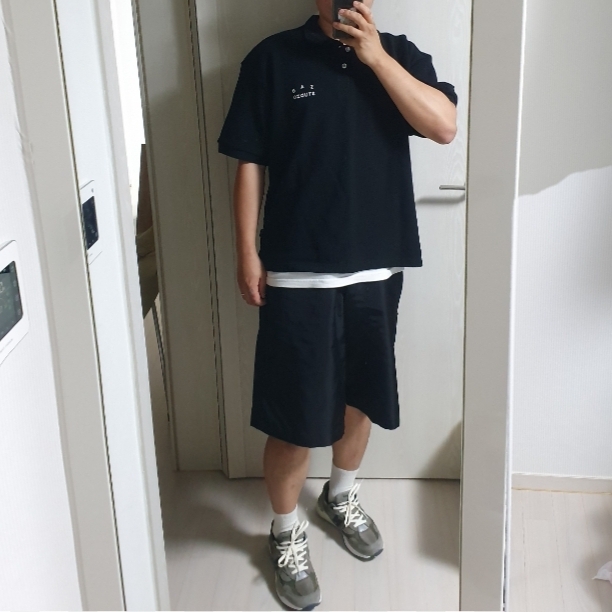 IAB Studio Cropped Pique Shirt Black - The Hyundai Seoul Exclusive, New Balance x JJJJound 992 Made in USA Grey 착용 스타일